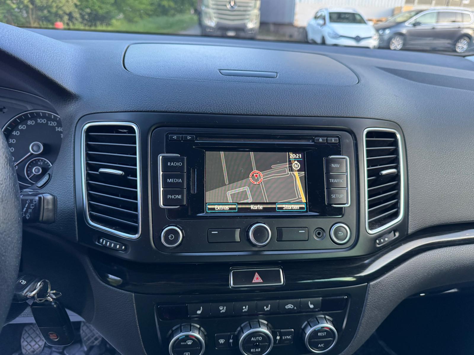 SEAT Alhambra 2.0 TDI Style Viva-image-23