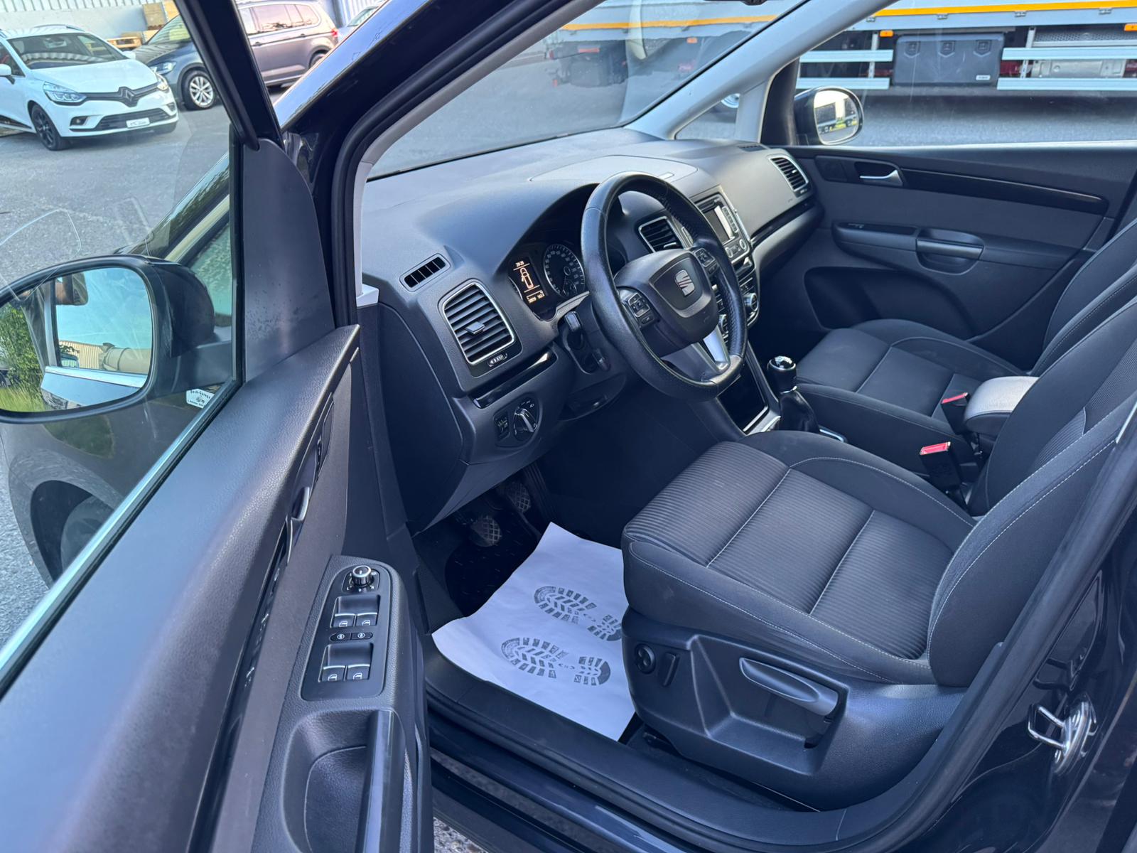 SEAT Alhambra 2.0 TDI Style Viva-image-15
