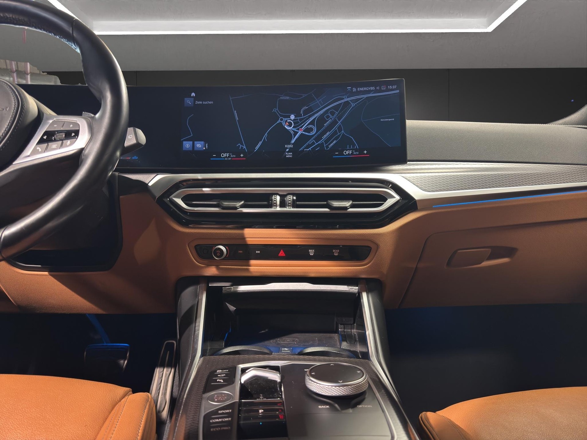 BMW M340d xDrive Touring-image-18