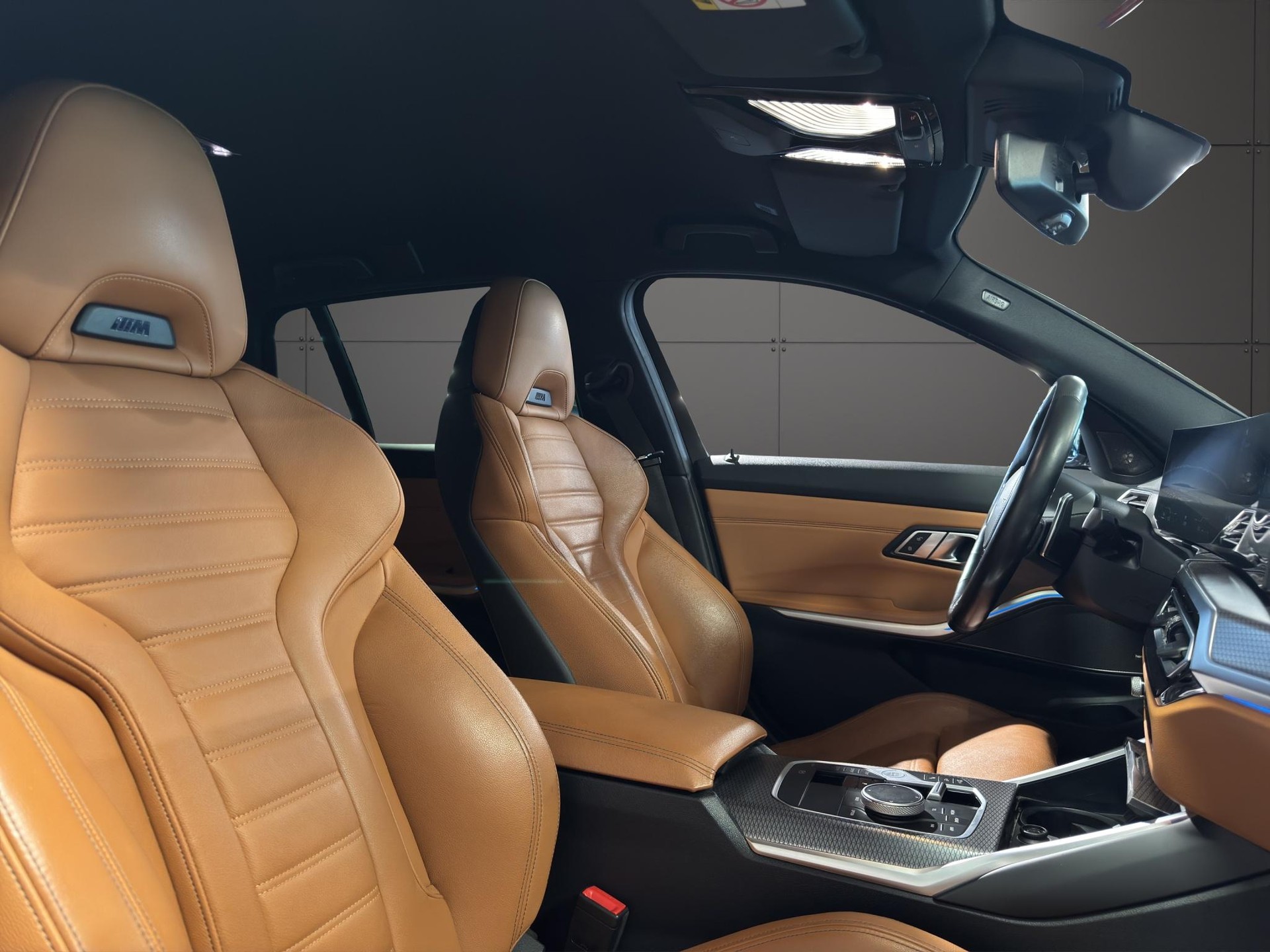 BMW M340d xDrive Touring-image-17