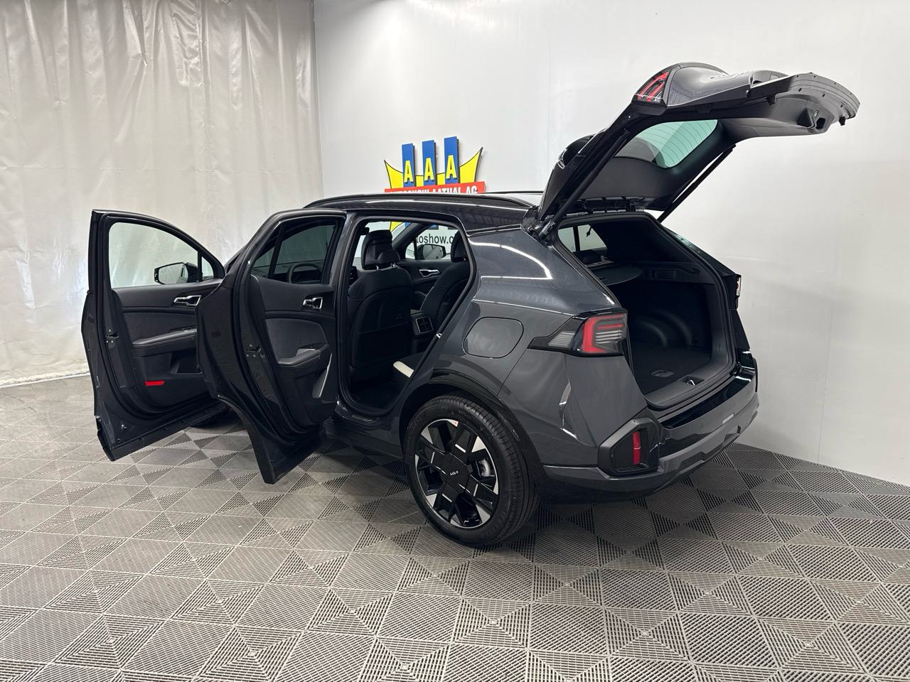 KIA Sportage 1.6T-GDi PHEV GT-Line-image-14