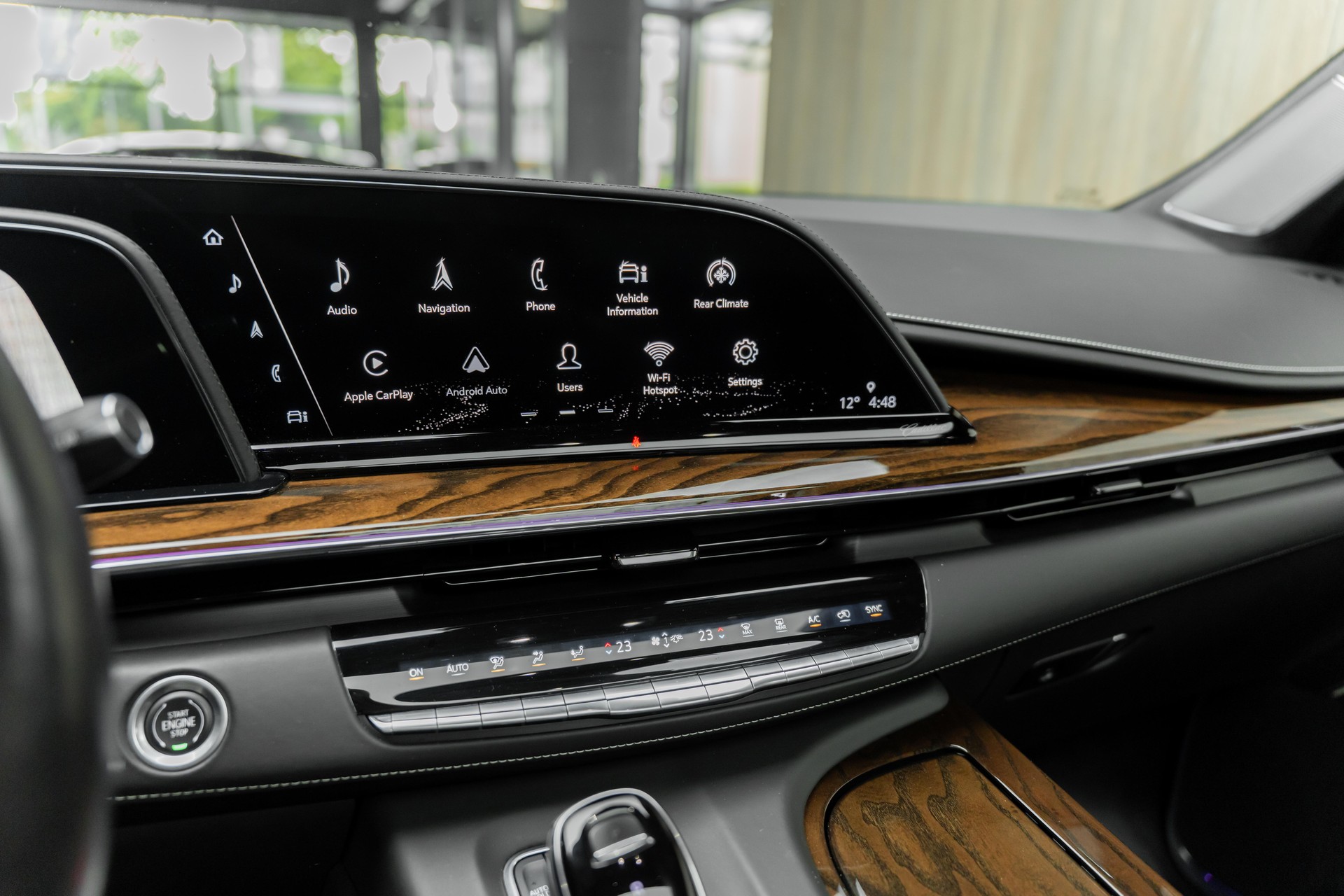 CADILLAC ESCALADE-image-9