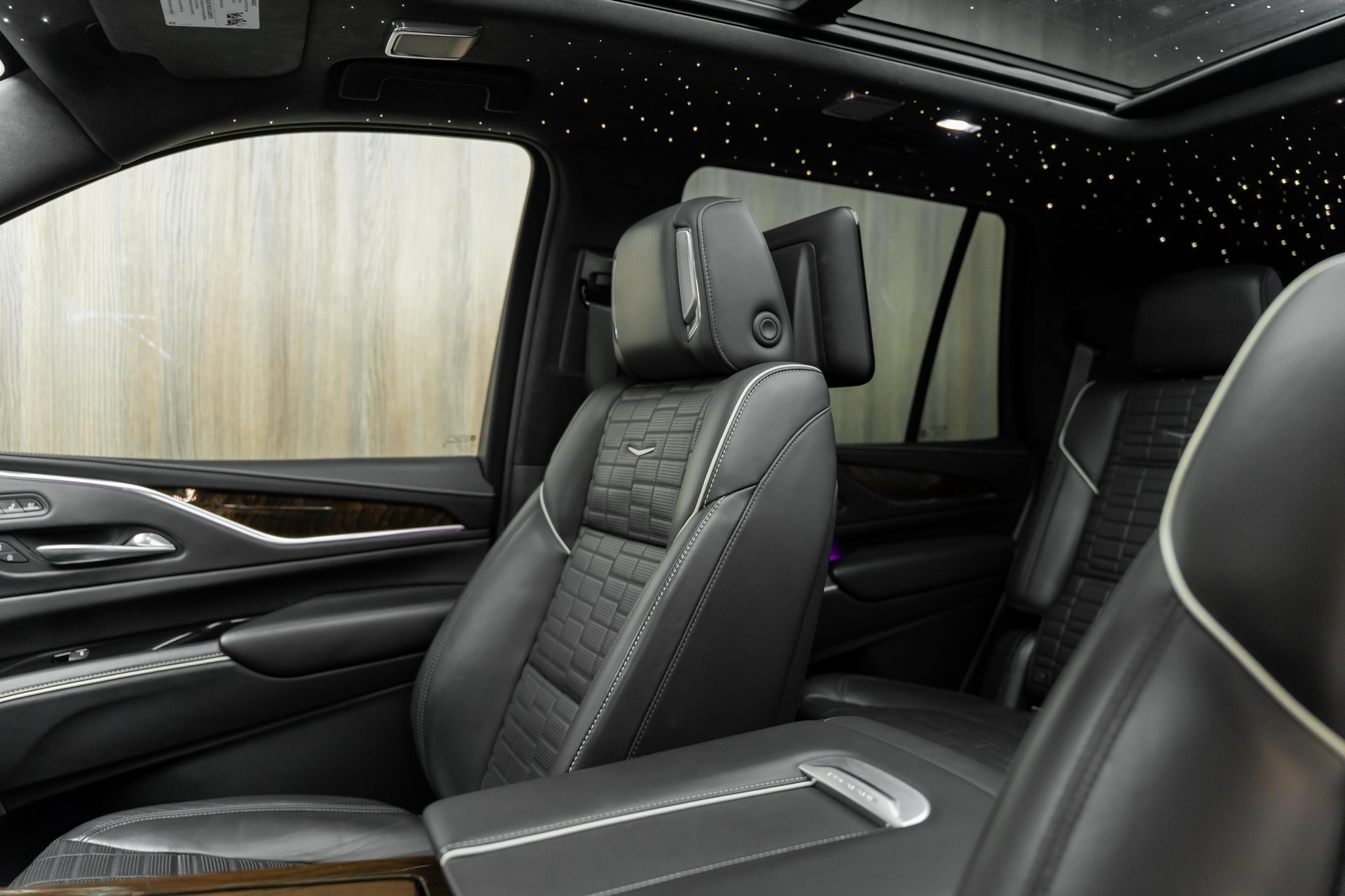CADILLAC ESCALADE-image-5