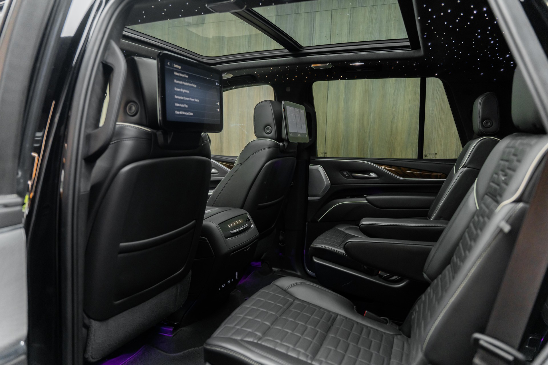 CADILLAC ESCALADE-image-6