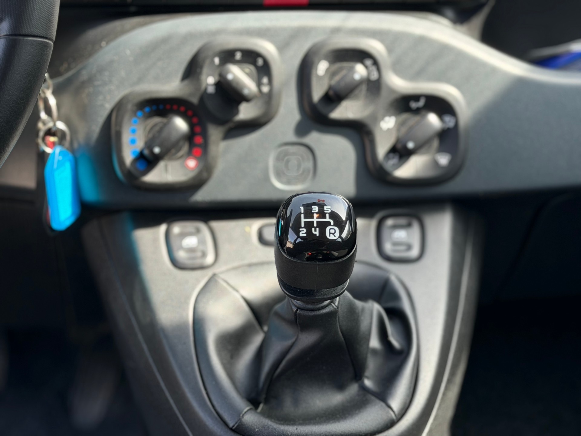 FIAT Panda 0.9 Twinair Turbo NP Easy-image-9