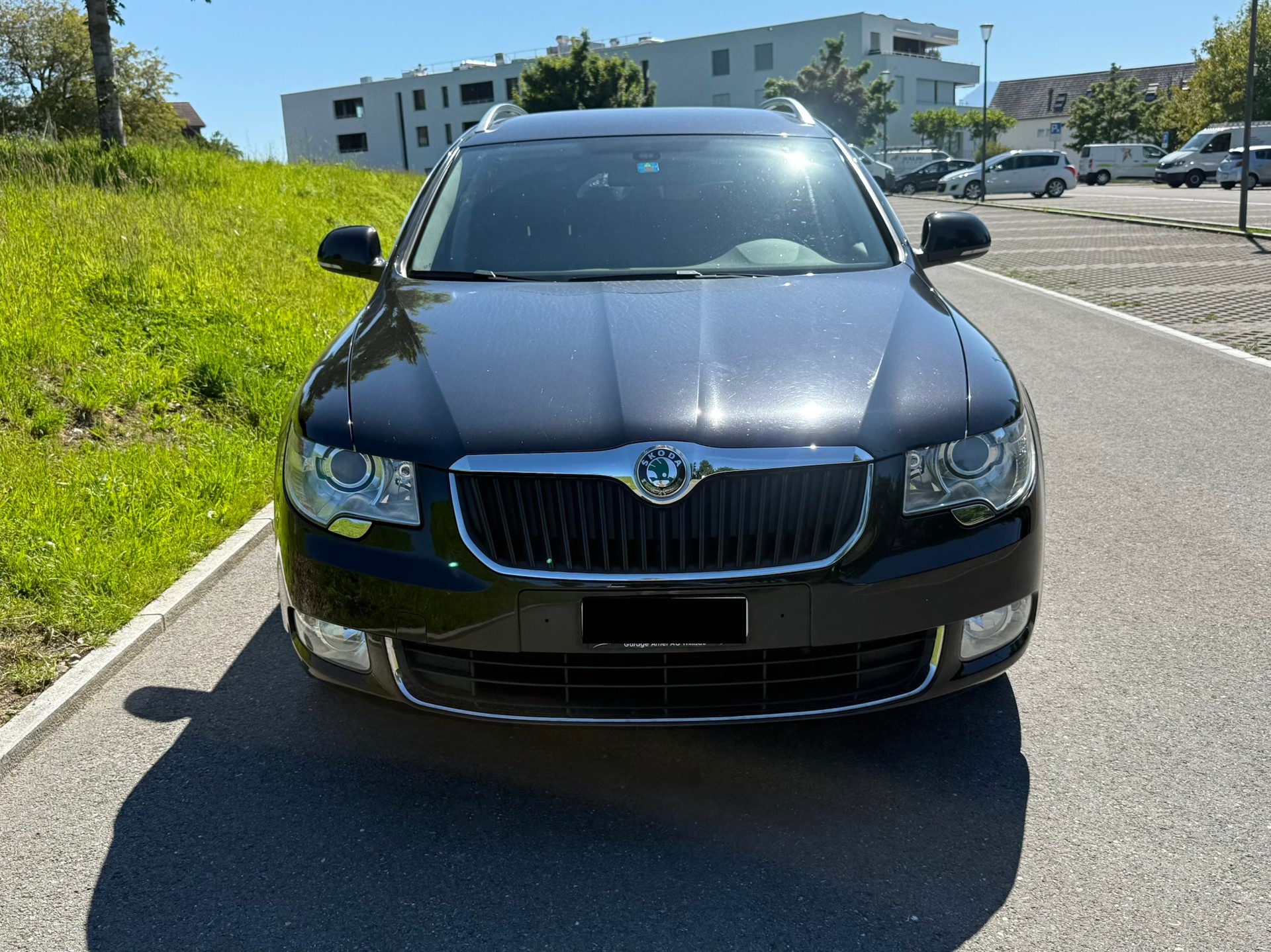 SKODA Superb Combi 1.8 TSI Ambition-image-0