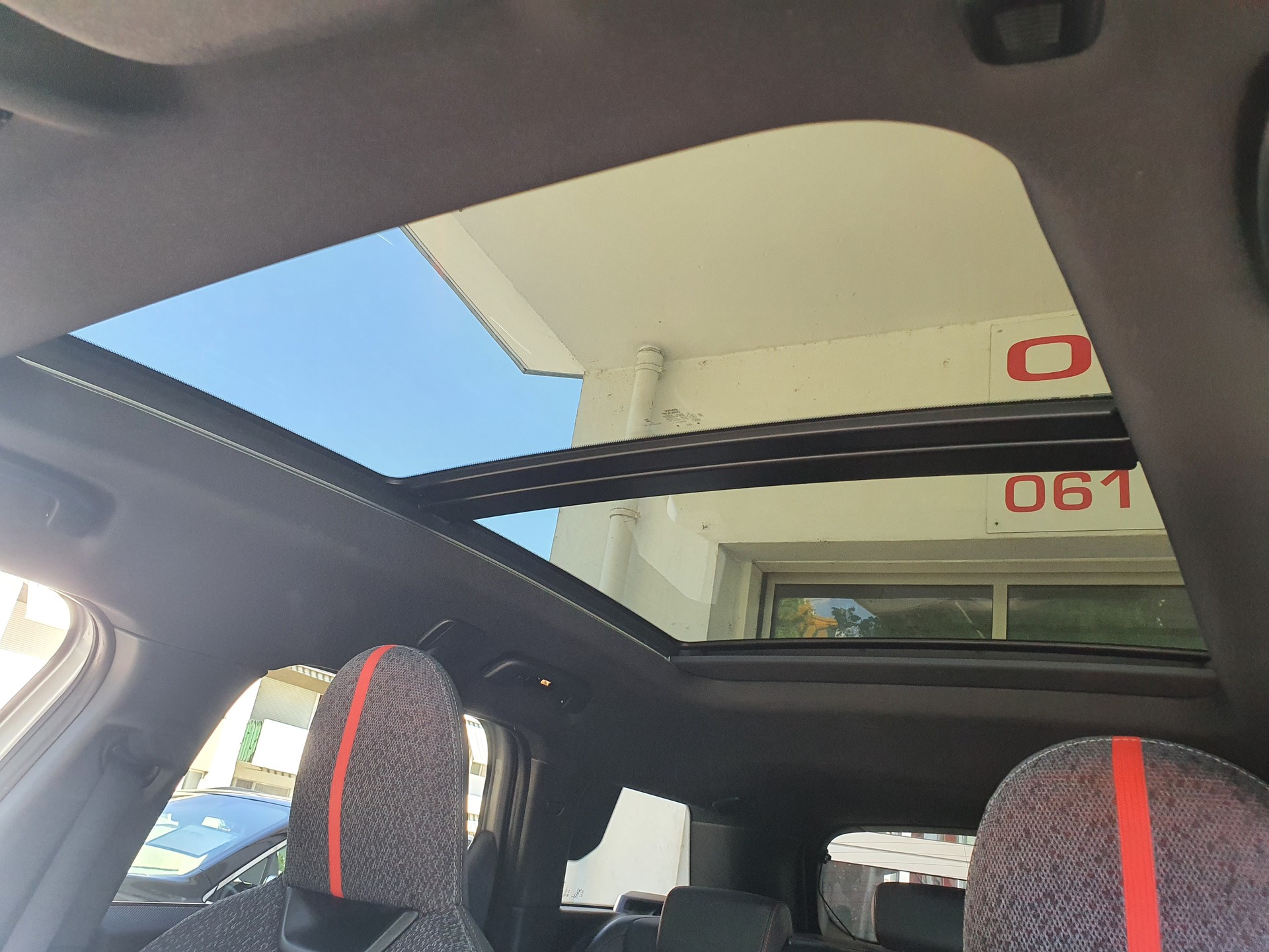 MINI Countryman John Cooper Works ALL4 Steptronic-image-11