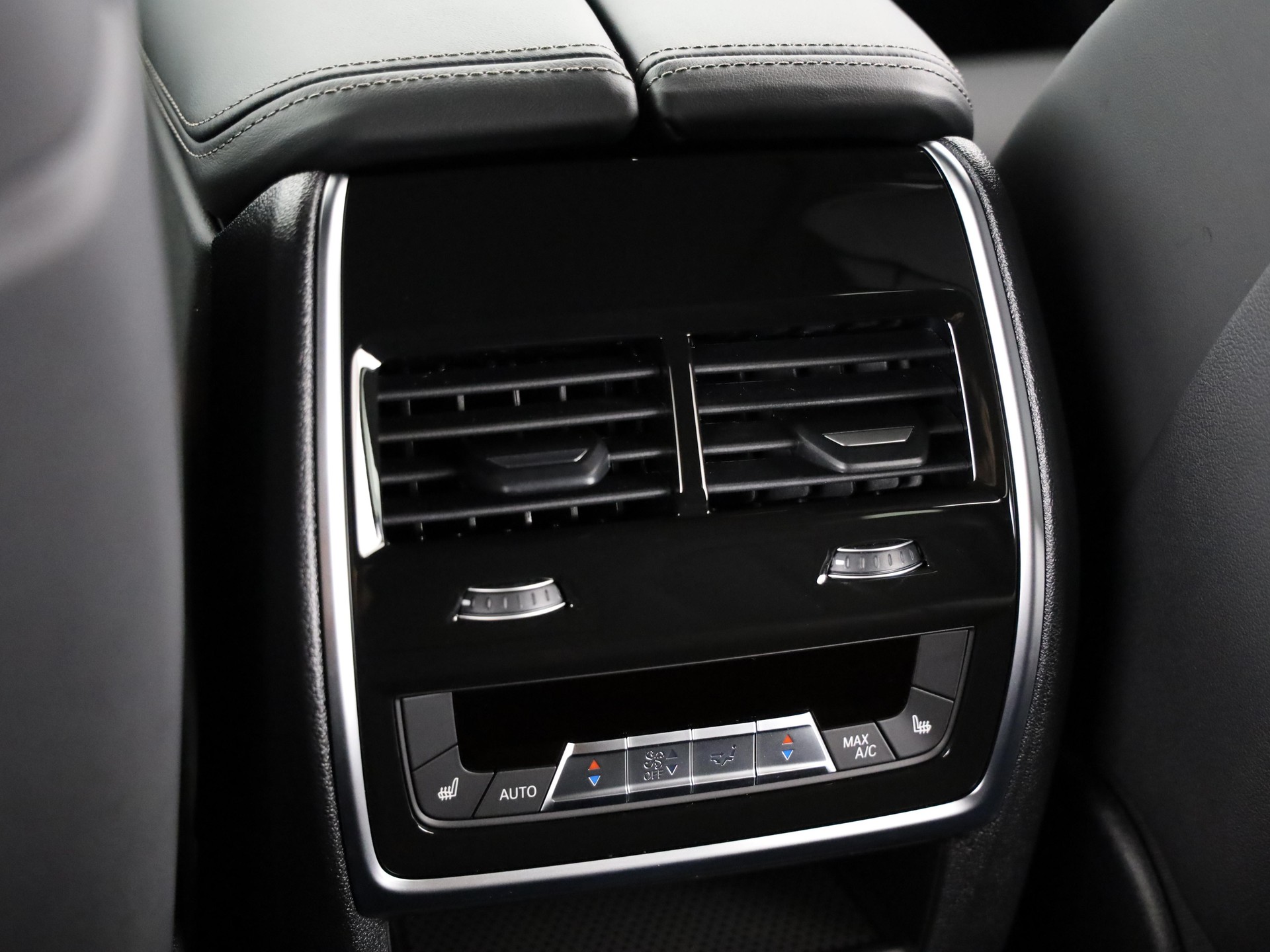 BMW X5 40d xDrive SAG-image-16