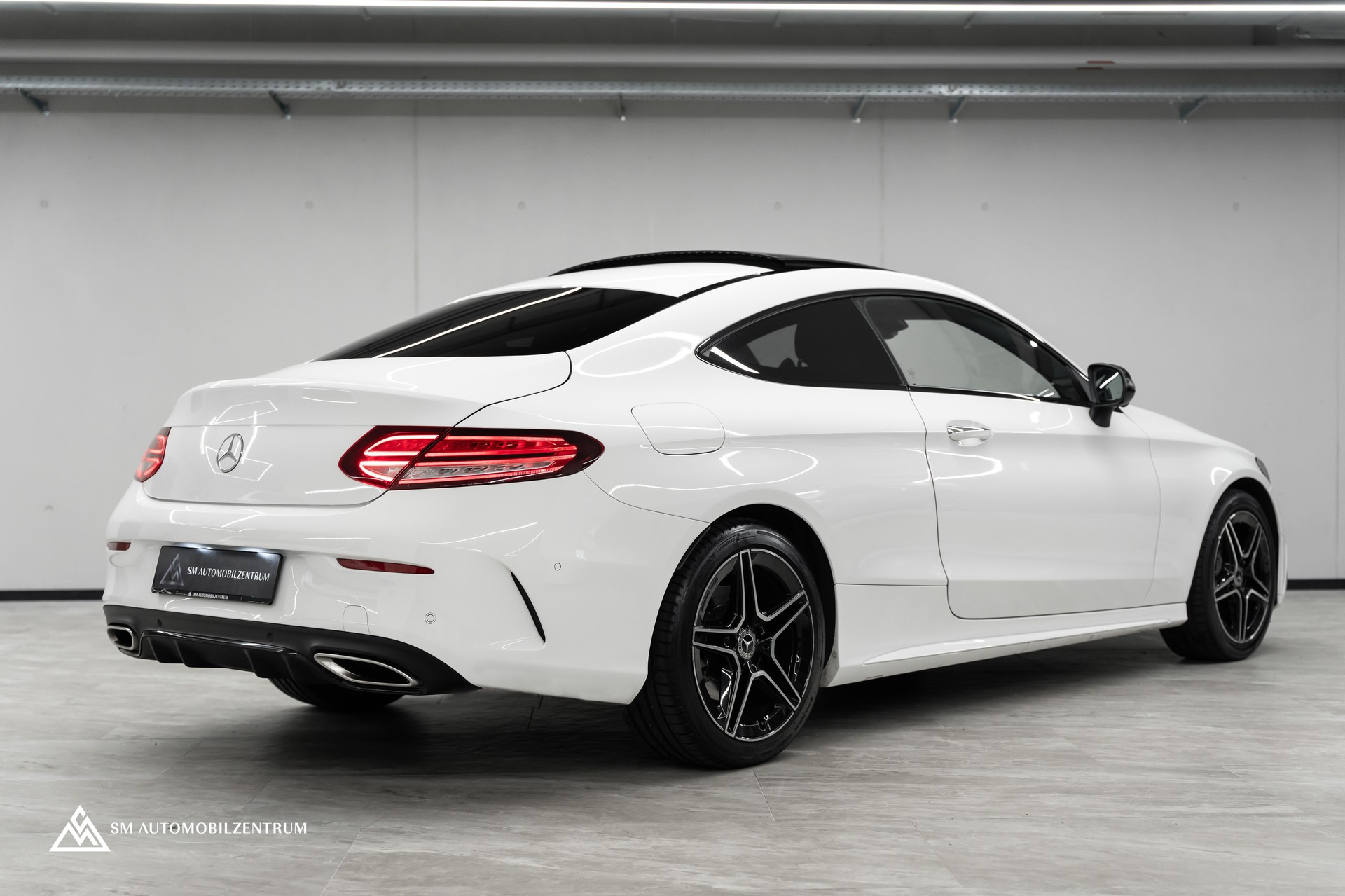 MERCEDES-BENZ C 200 4matic Coupé / Burmester / Memory / 360° / Alcantara-image-7
