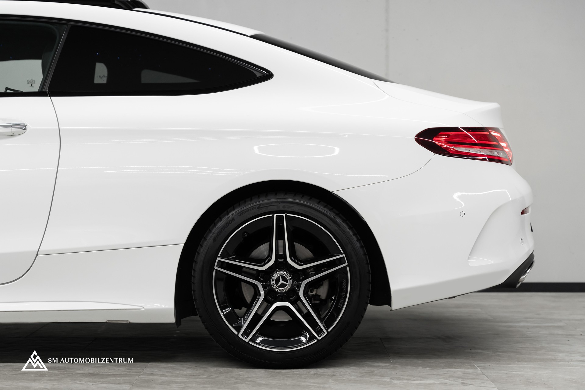 MERCEDES-BENZ C 200 4matic Coupé / Burmester / Memory / 360° / Alcantara-image-5