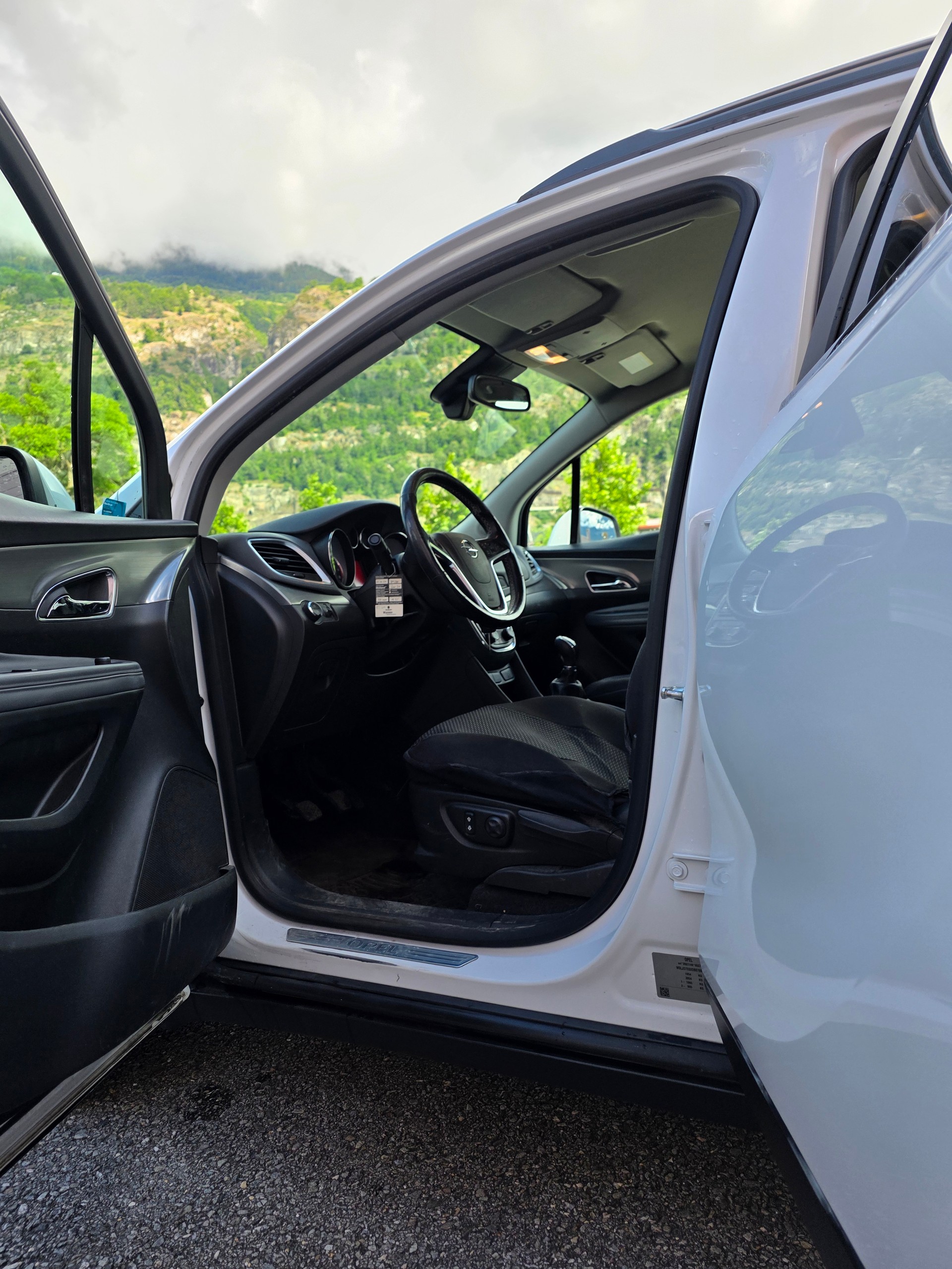 OPEL Mokka 1.4i 16V Turbo Cosmo 4WD-image-9