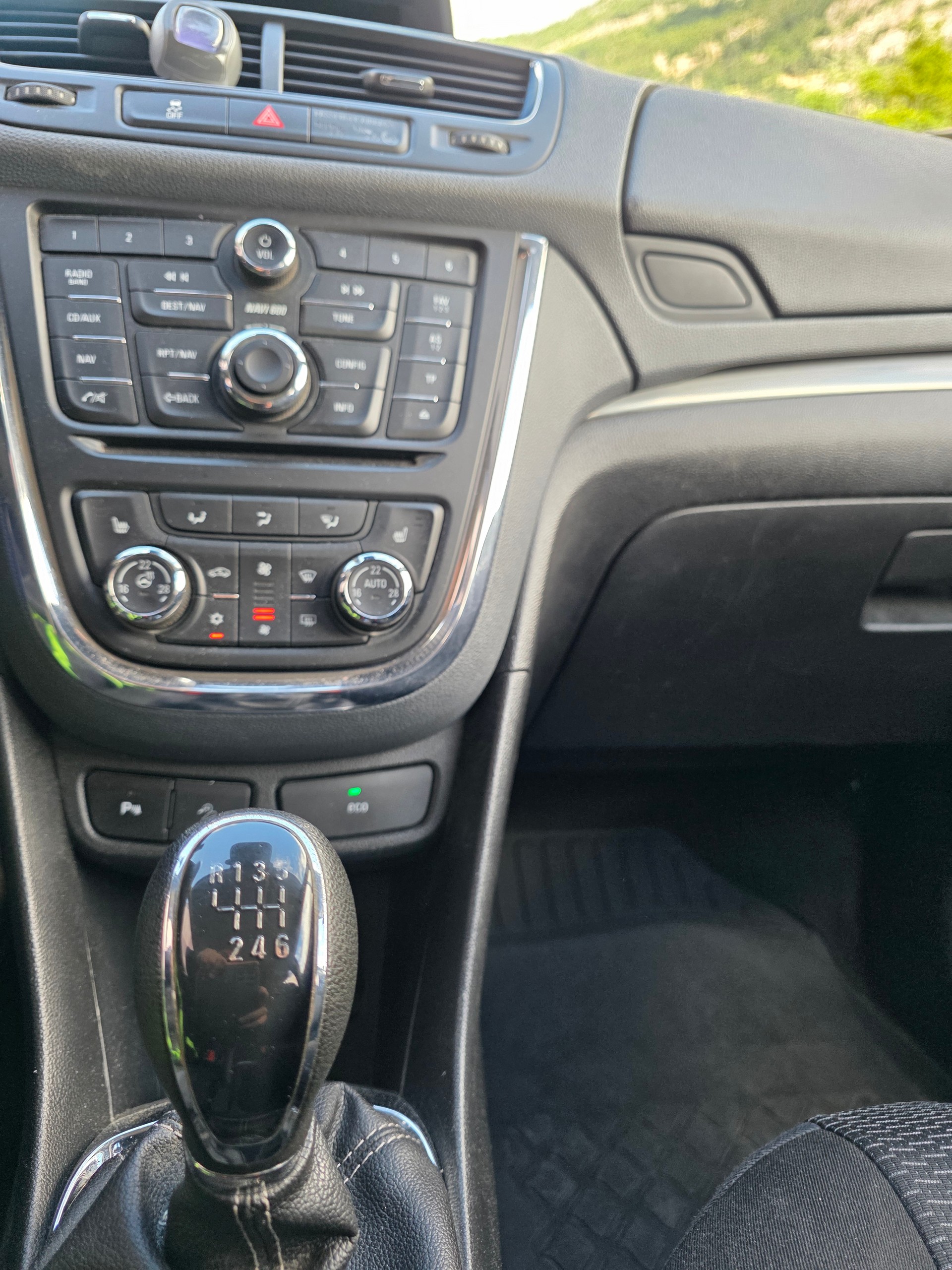 OPEL Mokka 1.4i 16V Turbo Cosmo 4WD-image-13