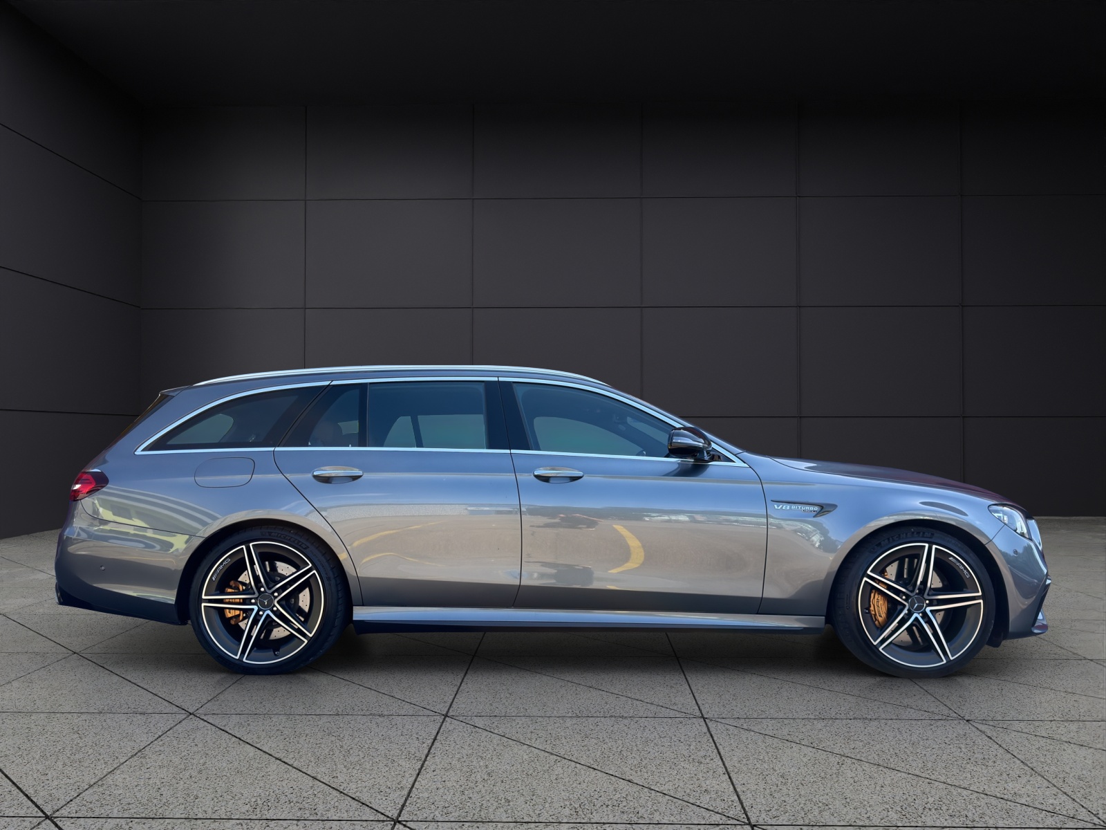 MERCEDES-BENZ AMG E 63 S T 4Matic+ Speedshift 9G-TCT-image-3