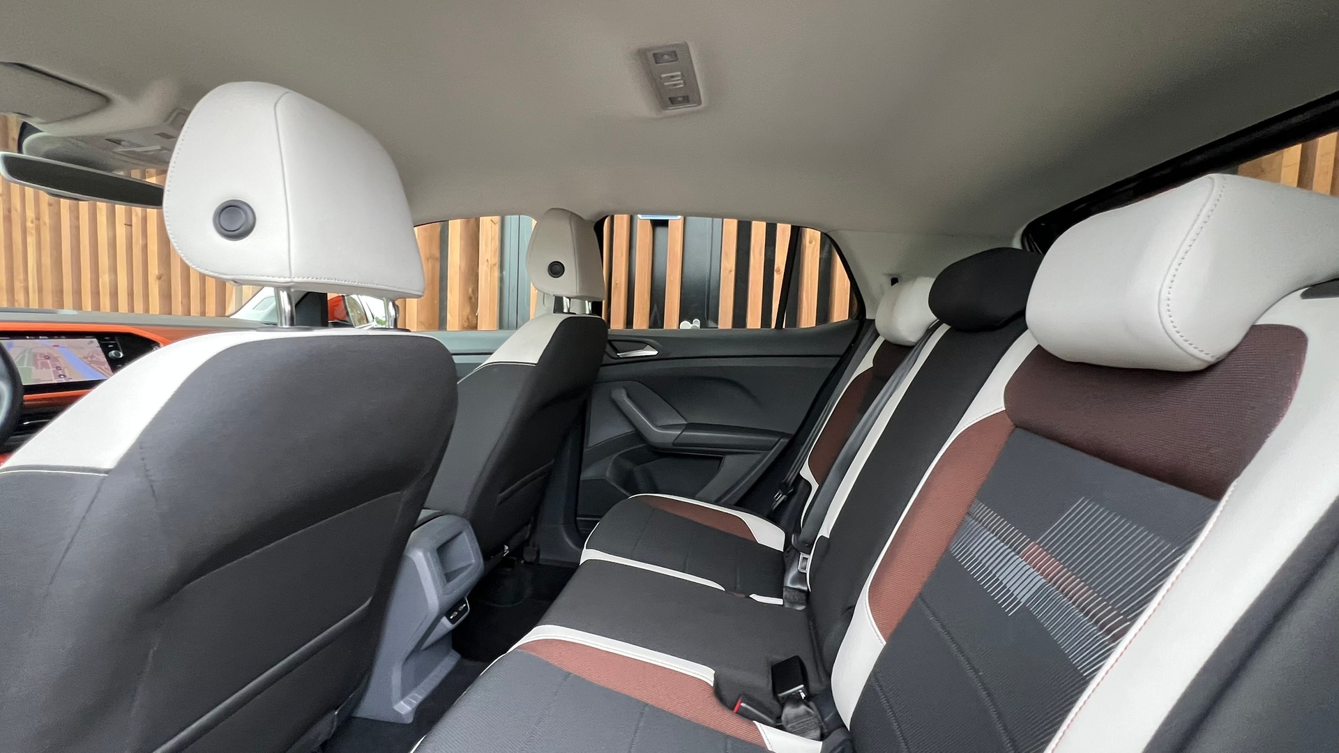 VW T-CROSS 1.5 TSI EVO ACT ENERGETIC ORANGE STYLE DSG l 150 PS-image-26
