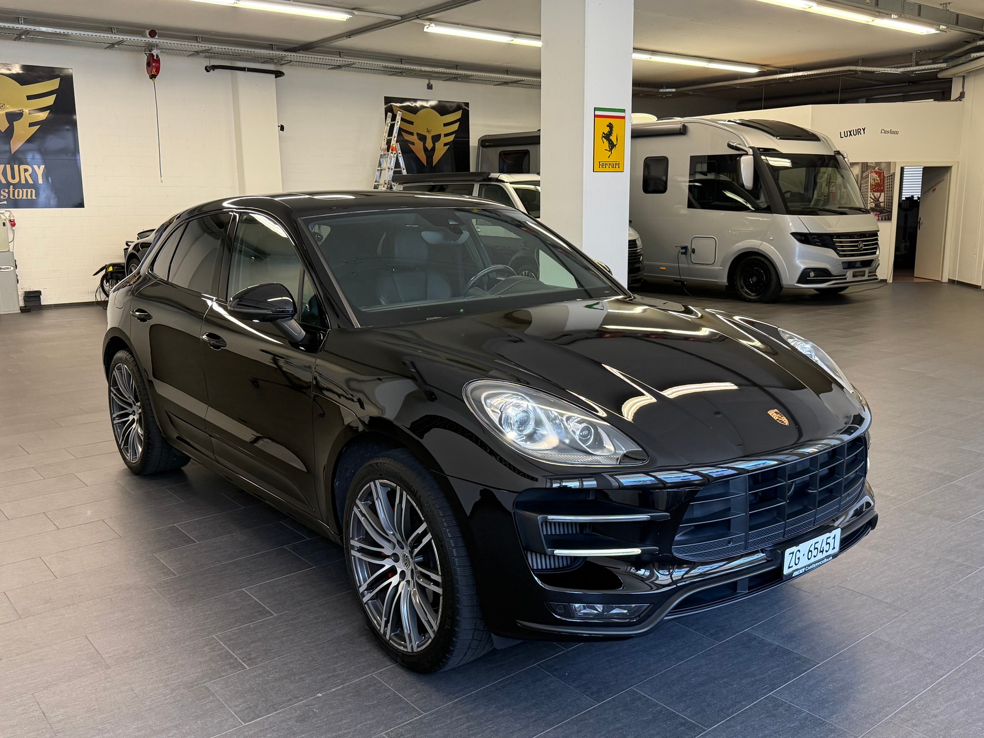 PORSCHE MACAN 3.6 V6 Turbo-image-0