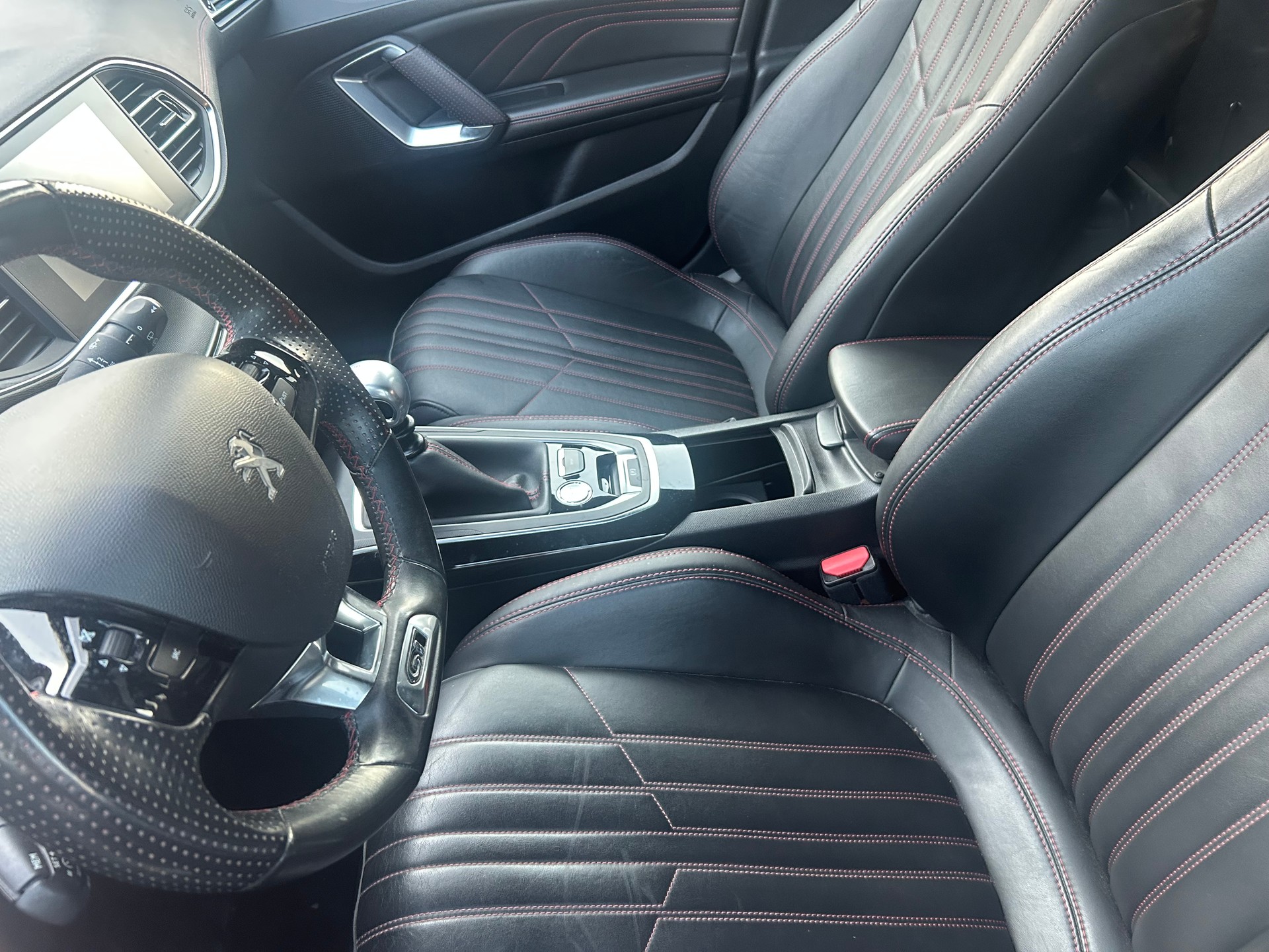 PEUGEOT 308 1.6 e-THP GT-image-2