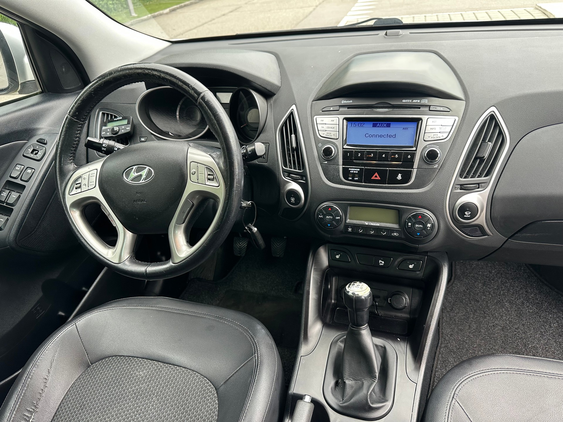 HYUNDAI iX 35 2.0 Comfort 4WD-image-5