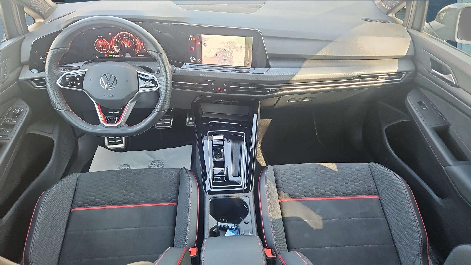 VW Golf 2.0 TSI GTI Clubsport DSG mit Rückfahrkamera & kompl. Winterräder-image-9