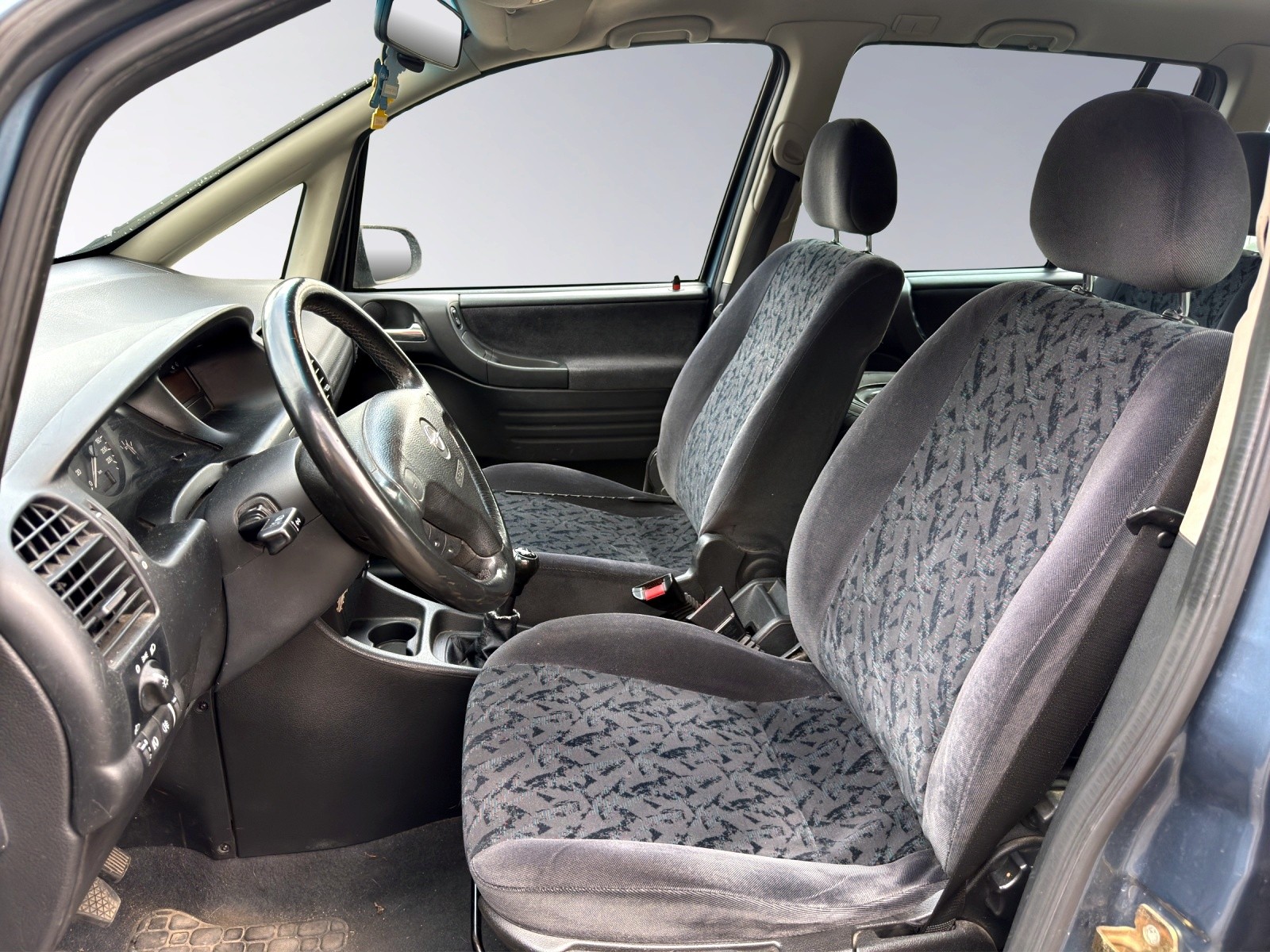 OPEL Zafira A 1.8 Comfort 5G-image-8