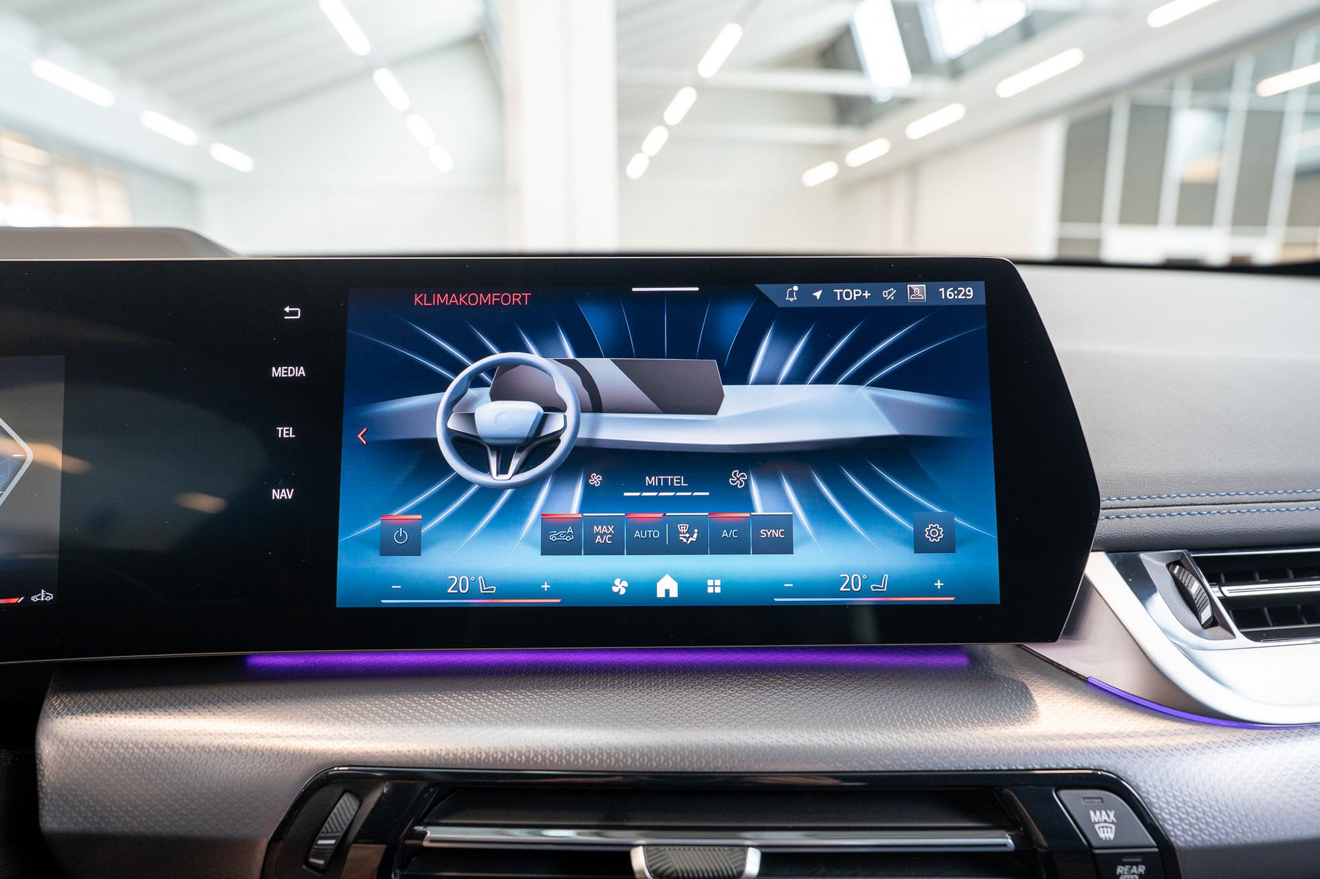 BMW X1 M35i / 360°Kamera / HeadUp / Harman Kardon-image-22