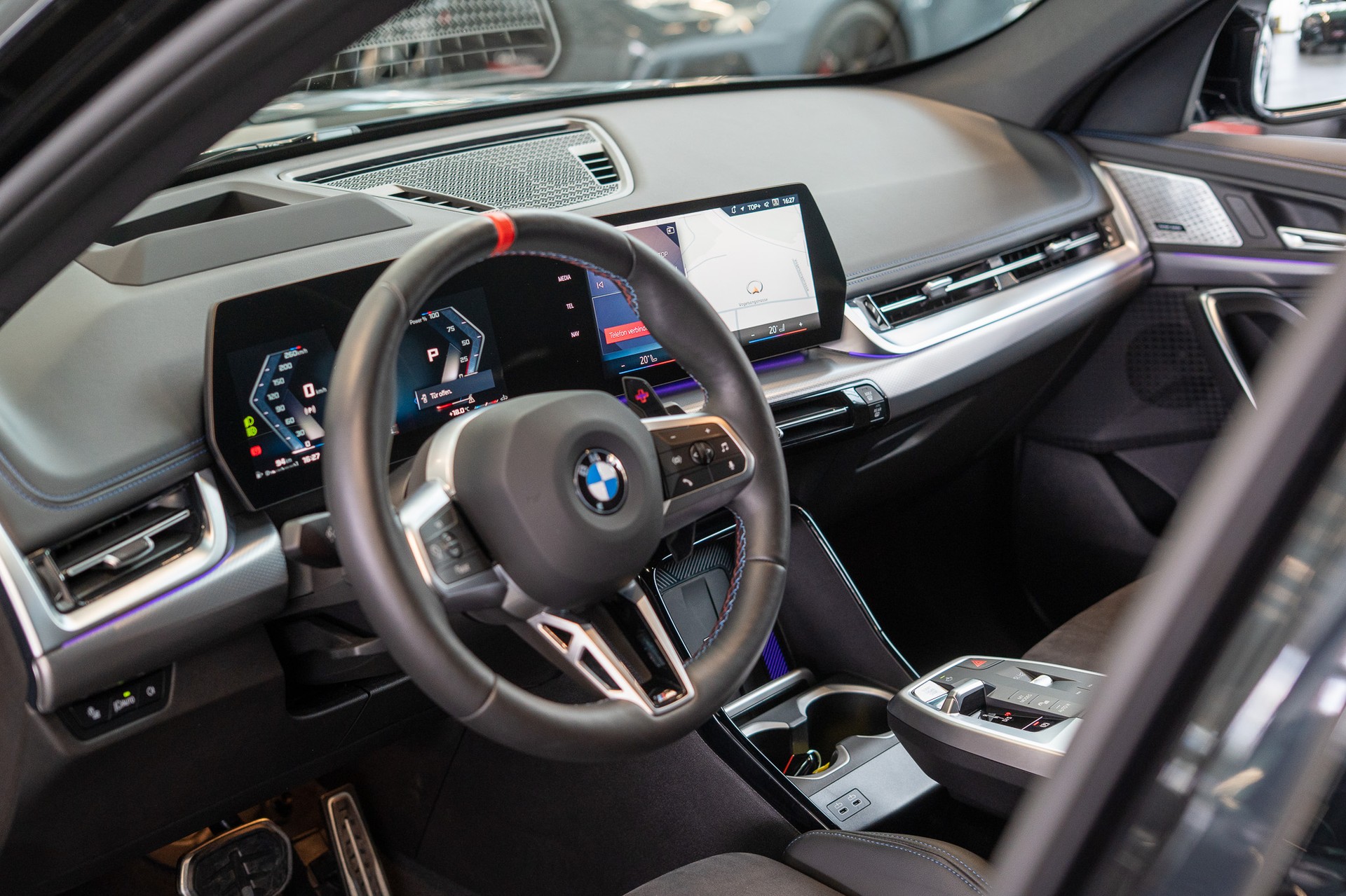 BMW X1 M35i / 360°Kamera / HeadUp / Harman Kardon-image-8
