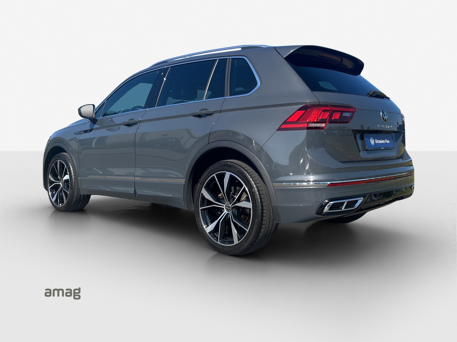 VW Tiguan 2.0TSI R-Line 4Motion DSG-image-2