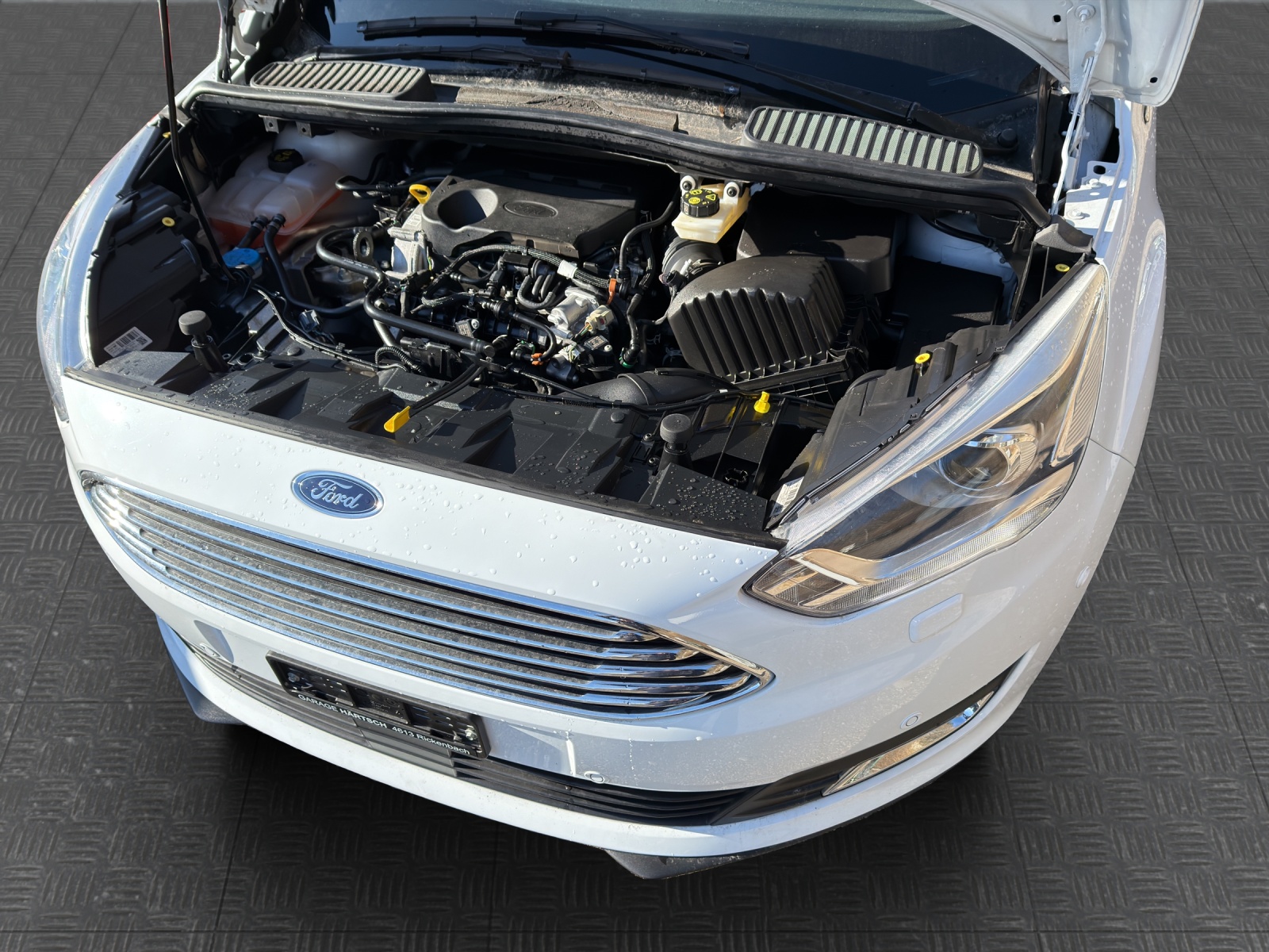 FORD C-Max 1.0 SCTi Titanium X-image-15