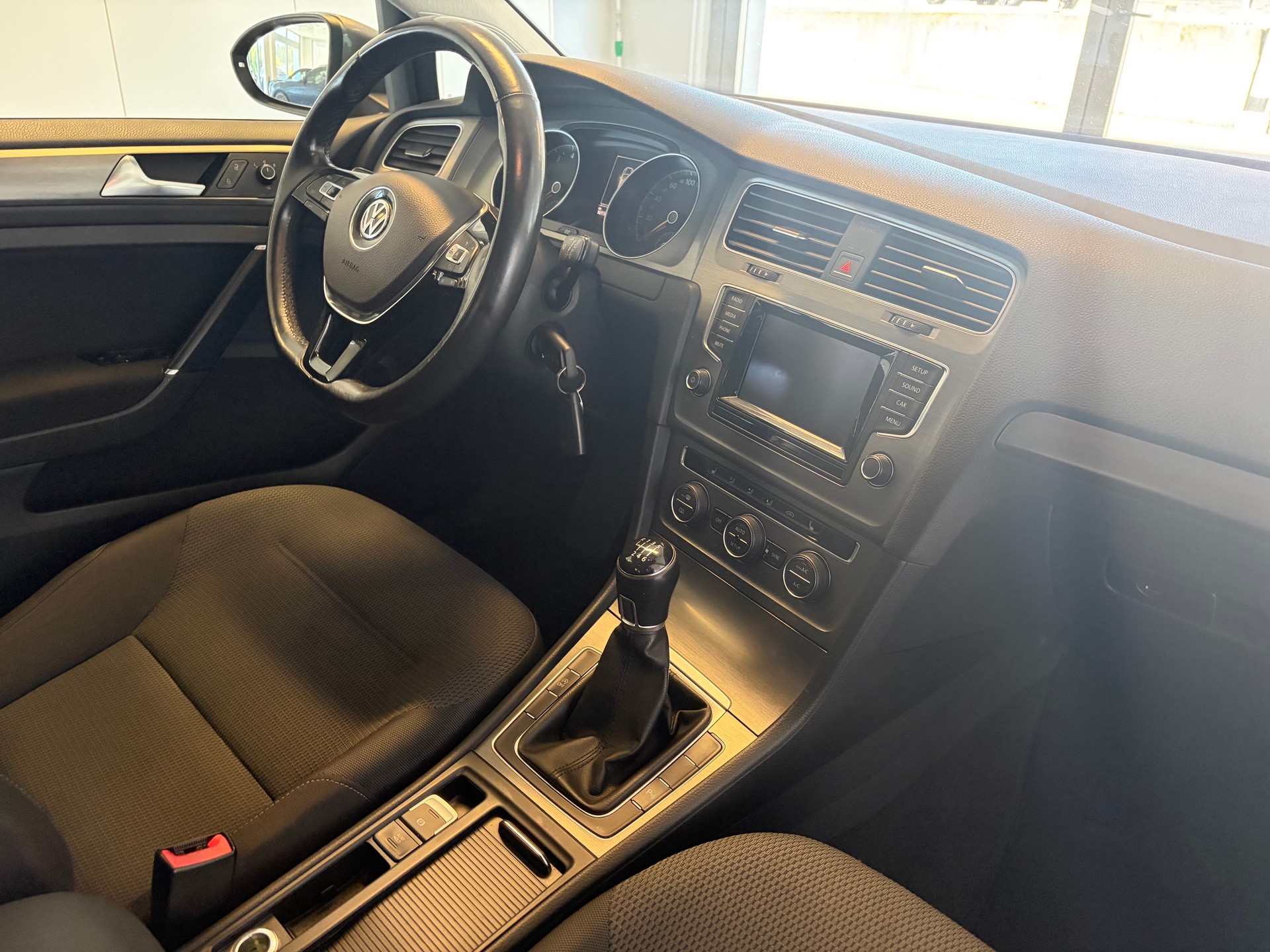 VW Golf 1.4 TSI Comfortline-image-8