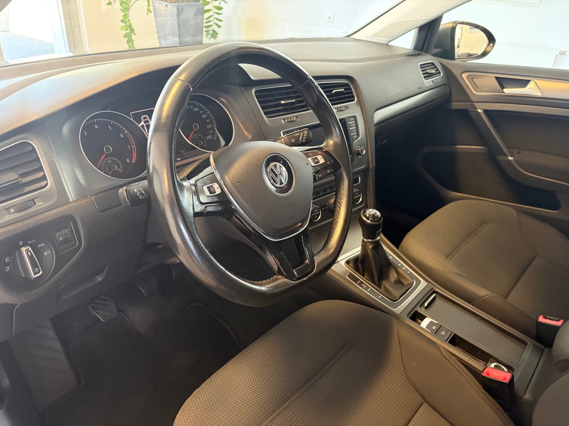 VW Golf 1.4 TSI Comfortline-image-5