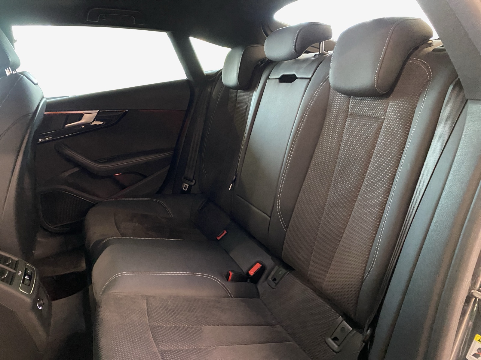 AUDI A5 Sportback 45 TFSI S-tronic Sport quattro-image-11