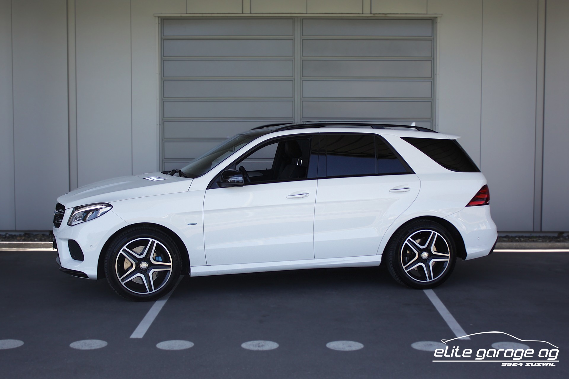 MERCEDES-BENZ GLE 500 e 4Matic 7G-Tronic AMG-LINE-image-0