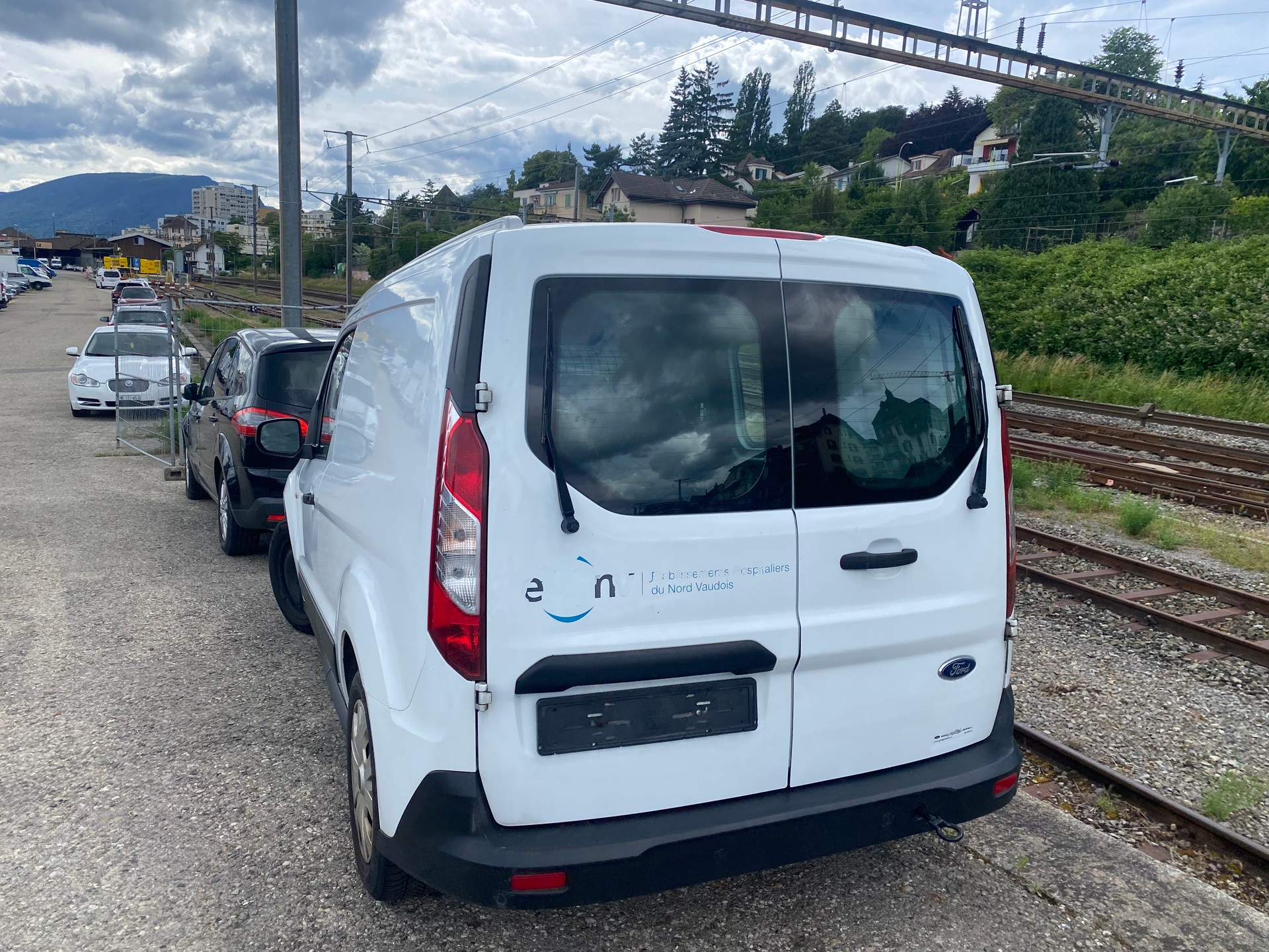 FORD Transit Connect Van T200 1.0 EcoBoost Ambiente-image-1