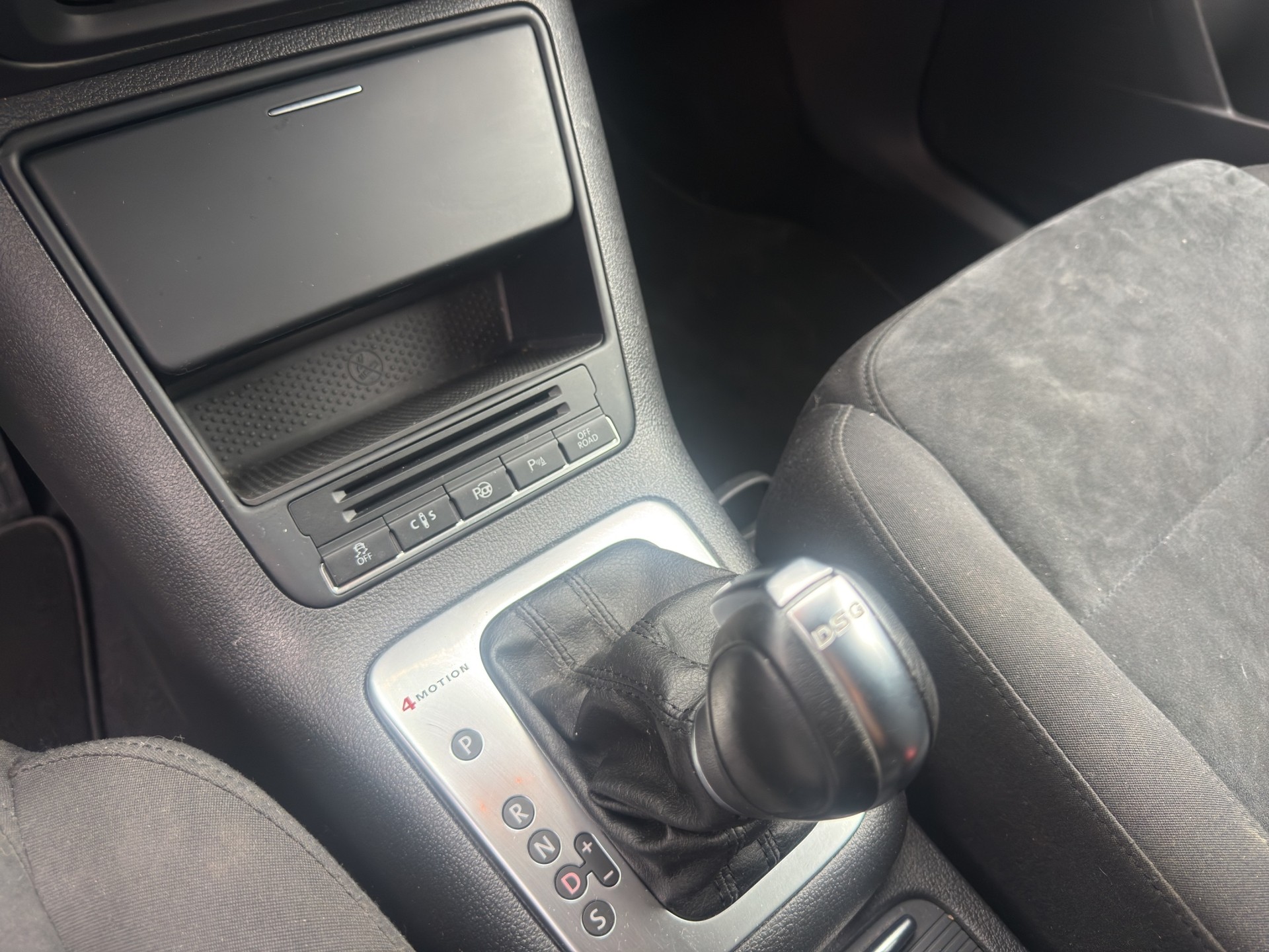 VW Tiguan 2.0 TSI Track&Field 4Motion DSG-image-12