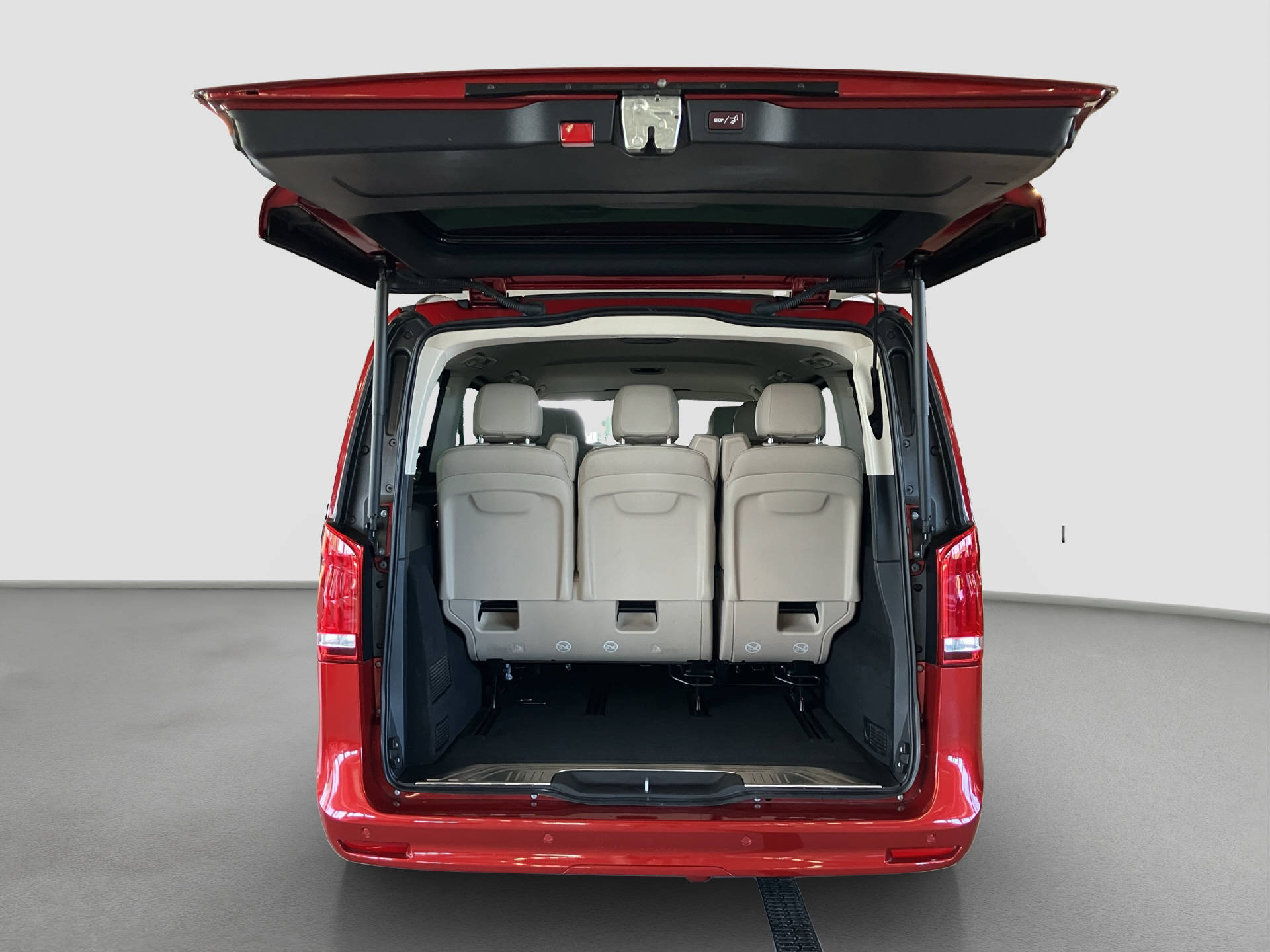 MERCEDES-BENZ V 250 d Avantgarde lang-image-14