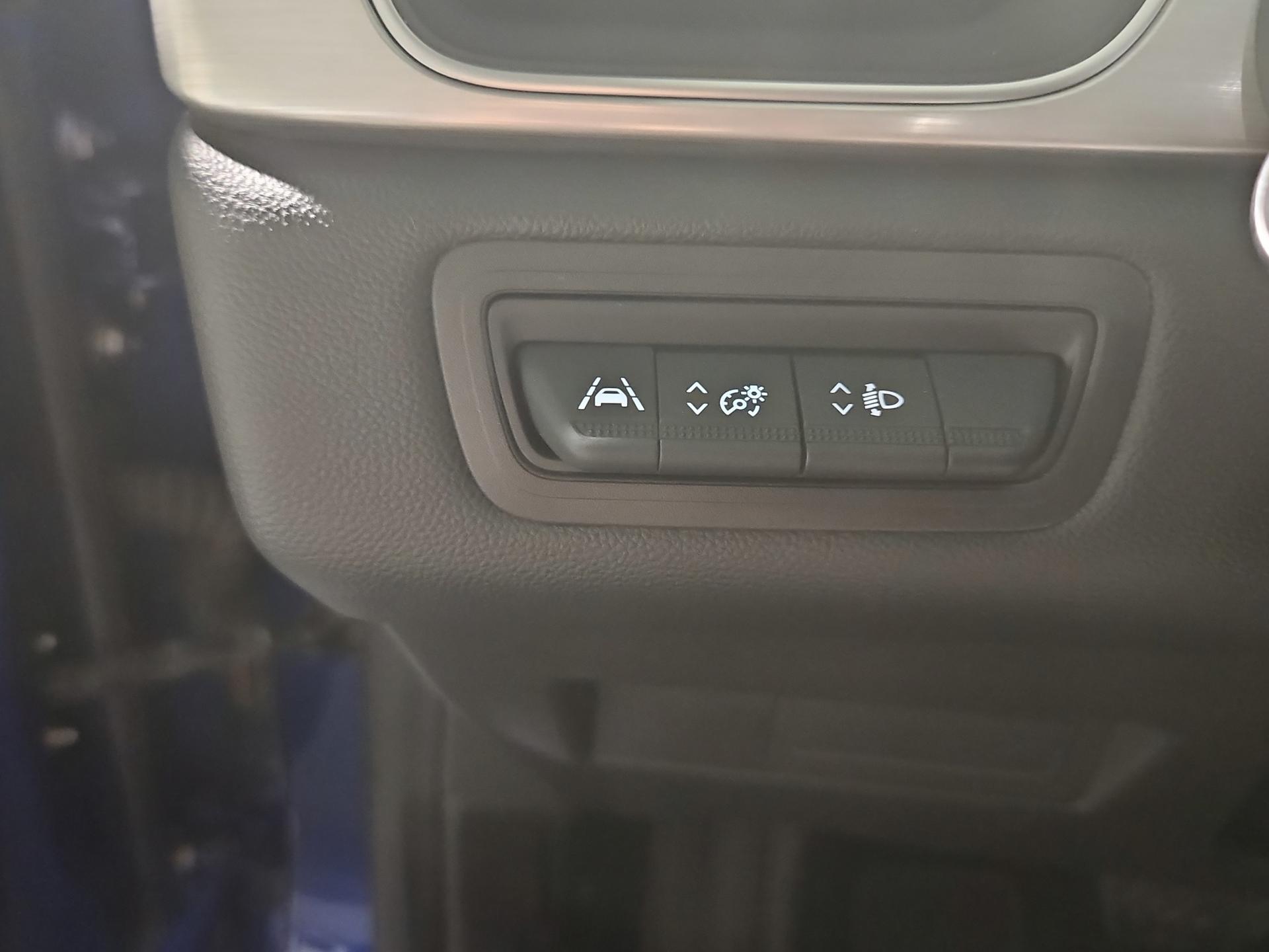 RENAULT Captur 1.3 TCe EDC Intens EDC-image-19