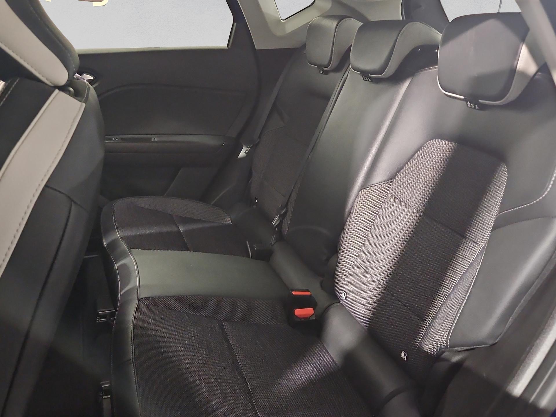 RENAULT Captur 1.3 TCe EDC Intens EDC-image-12