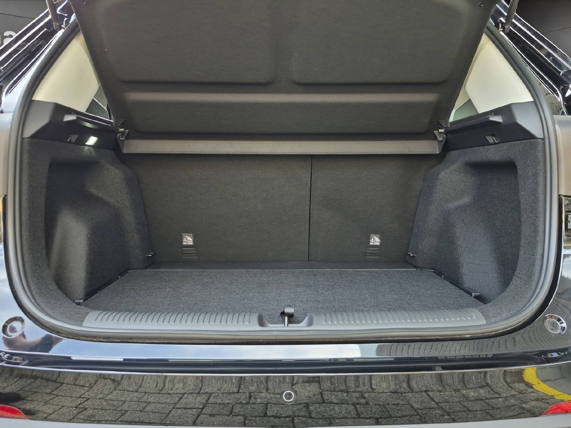 MG ZS 1.5 Hybrid+ Luxury Sunroof-image-12