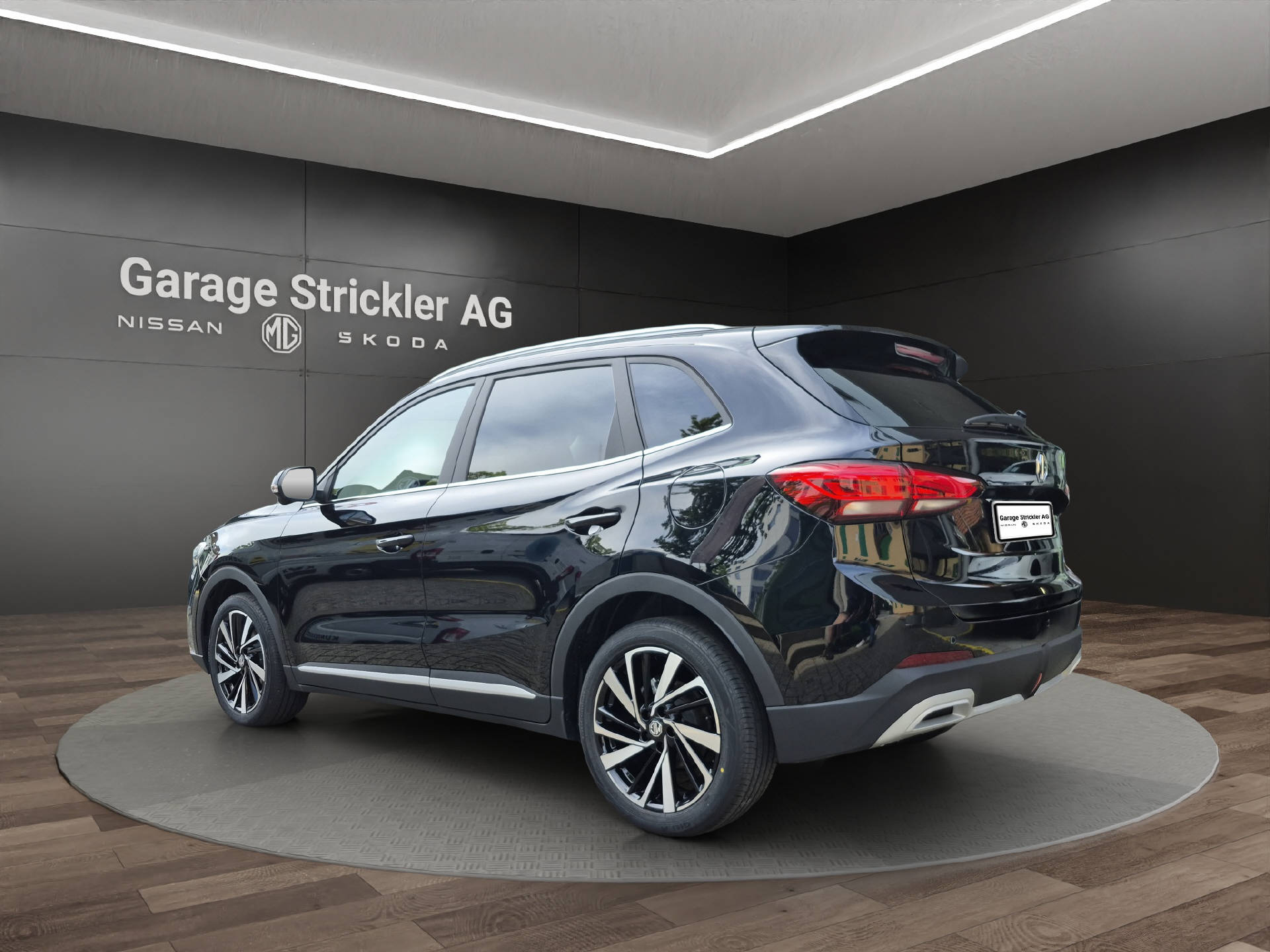 MG ZS 1.5 Hybrid+ Luxury Sunroof-image-2