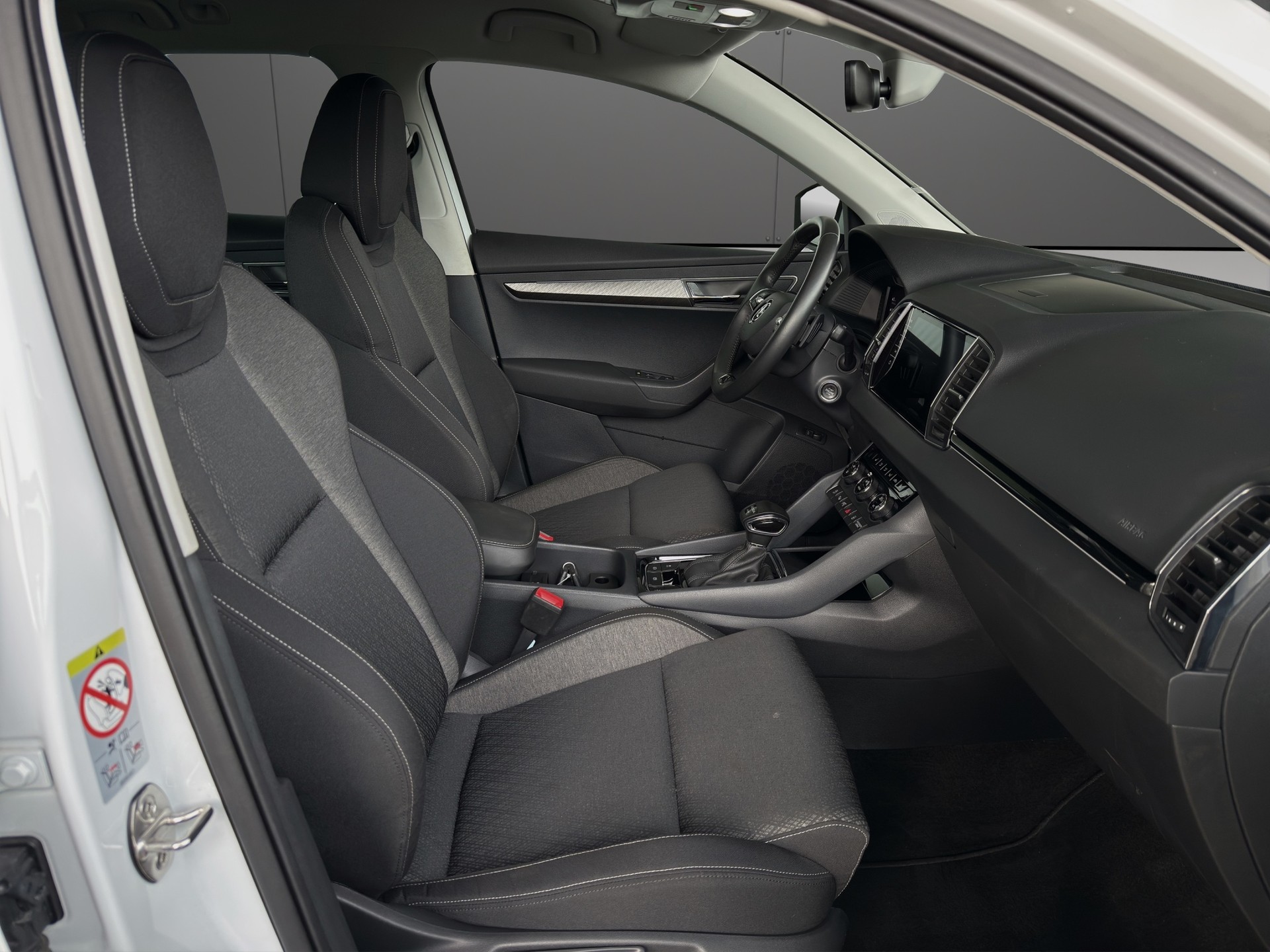 SKODA Karoq 2.0 TDI CR Style 4x4 DSG-image-10
