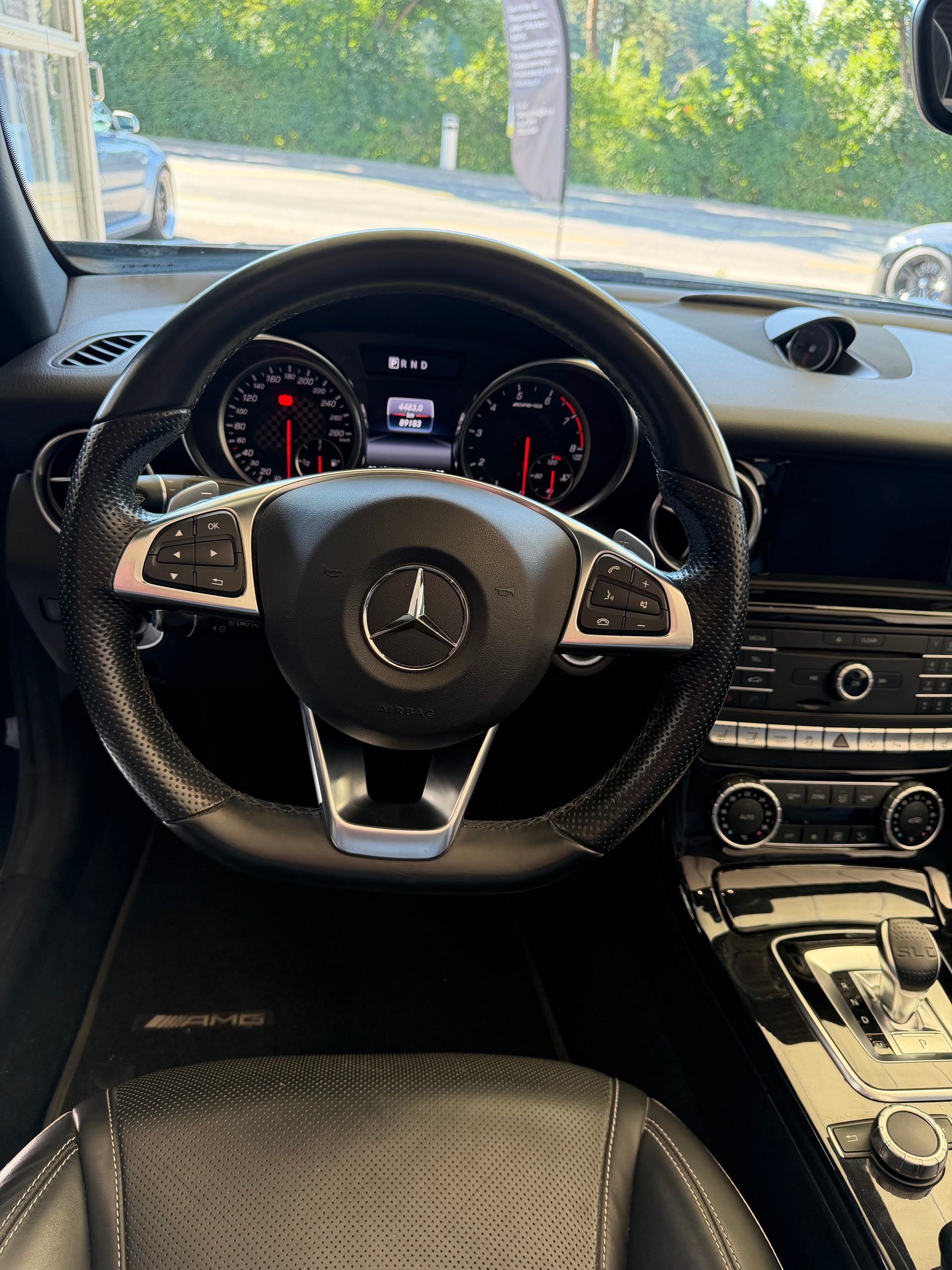 MERCEDES-BENZ SLC 43 AMG 9G-Tronic-image-4