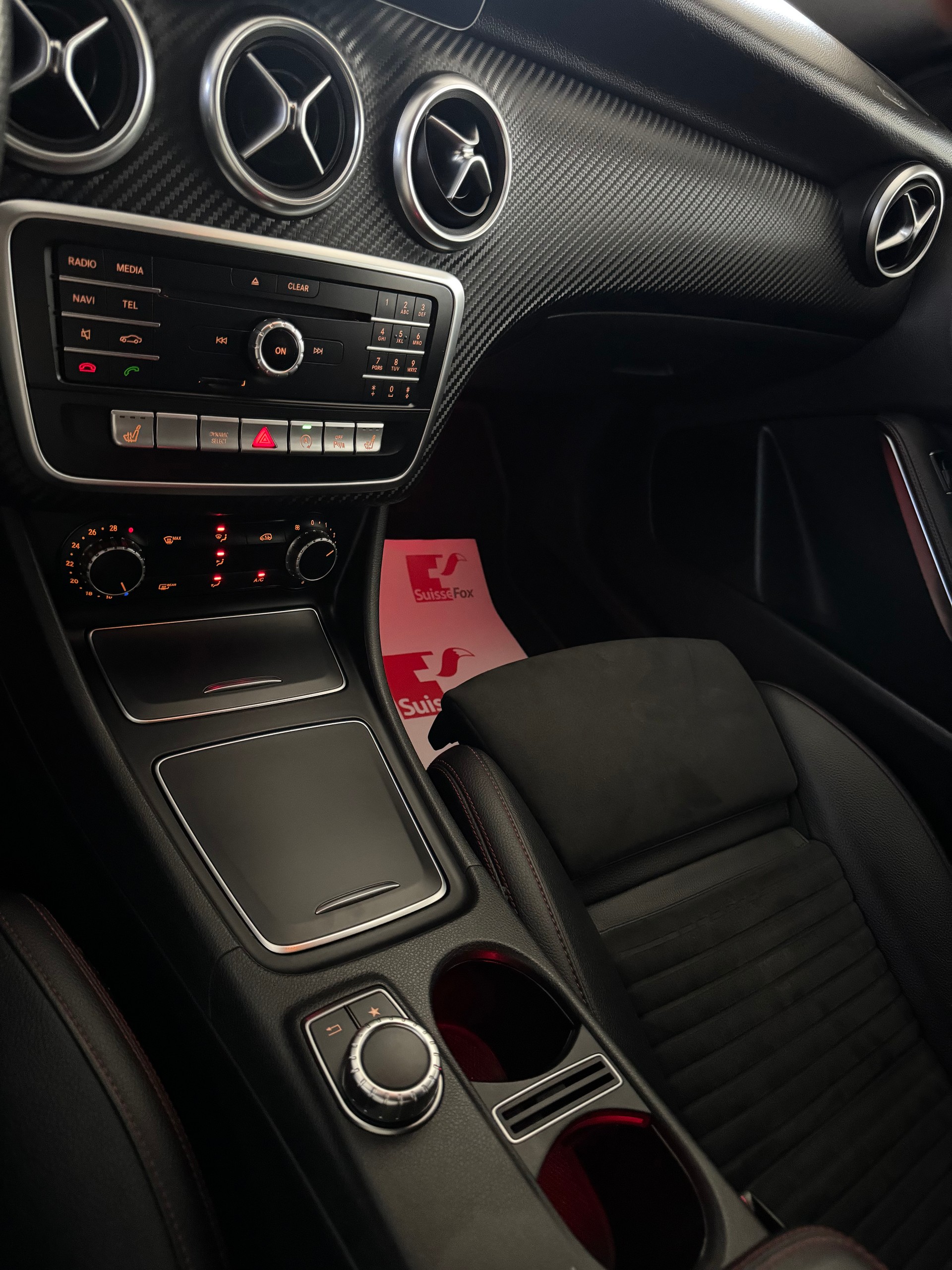 MERCEDES-BENZ A 250 SPORT AMG Line 4Matic 7G-DCT*CH-Fahrzeug*Frisch MFK*-image-26