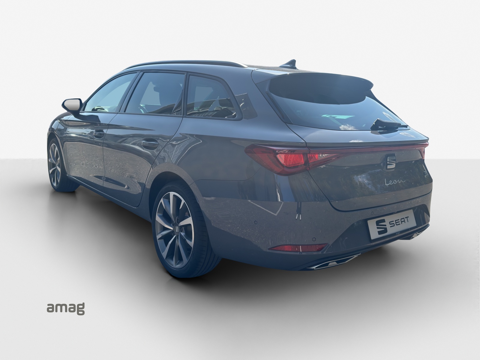 SEAT Leon ST 1.5 eHybrid pHEV DSG Move FR-image-2