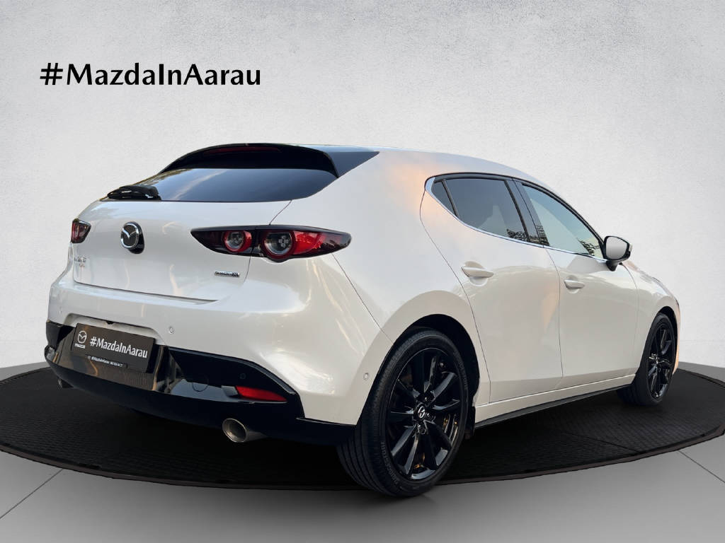 MAZDA 3 Hatchback 2.0 180 Revolution AWD-image-5