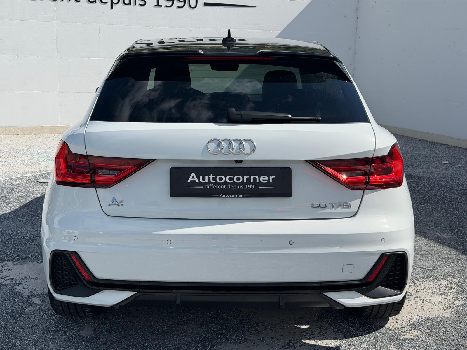 AUDI A1 Sportback 30 TFSI S Line S-tronic-image-4
