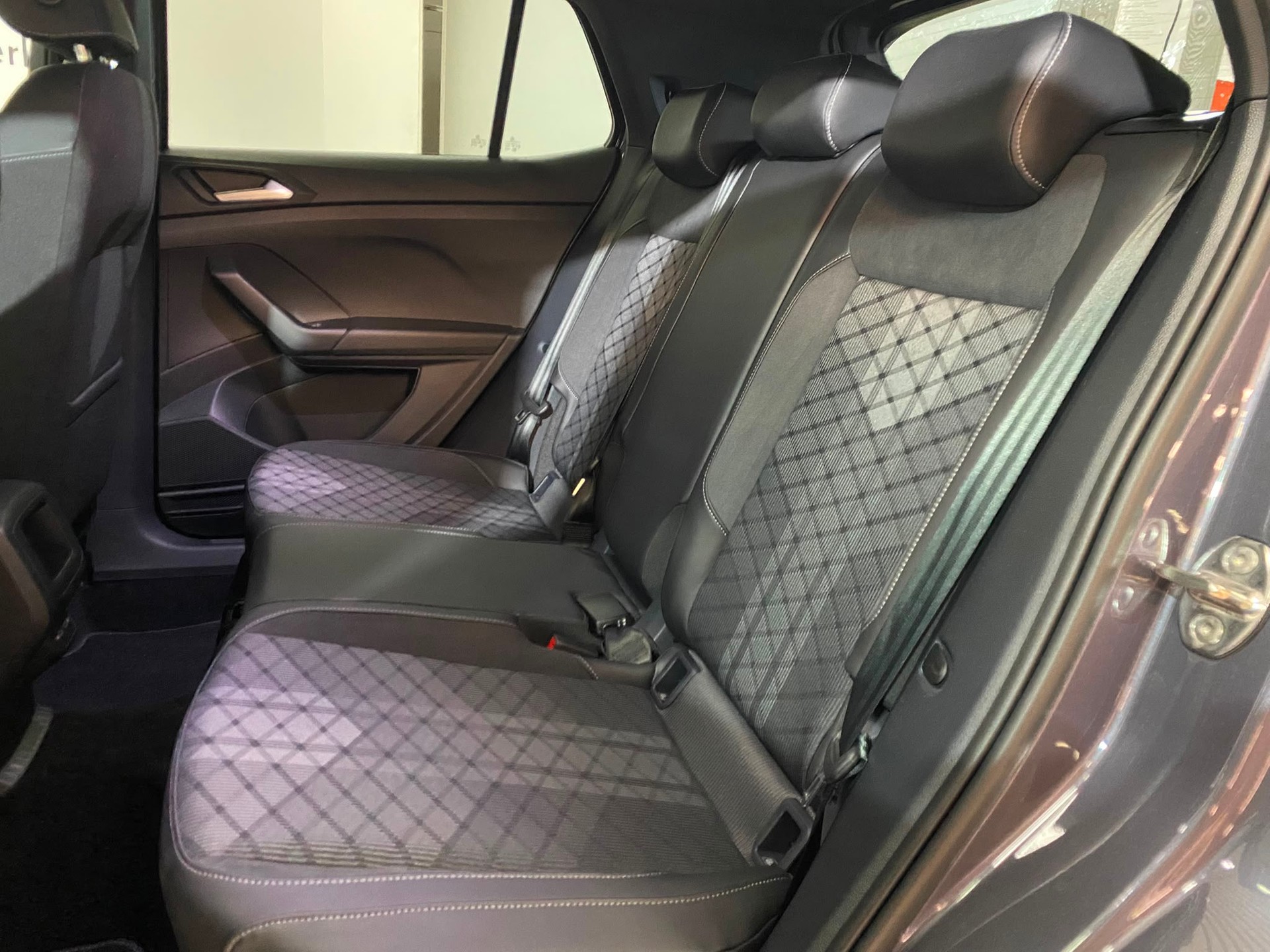 VW T-Cross 1.0 TSI EVO R-Line DSG-image-8