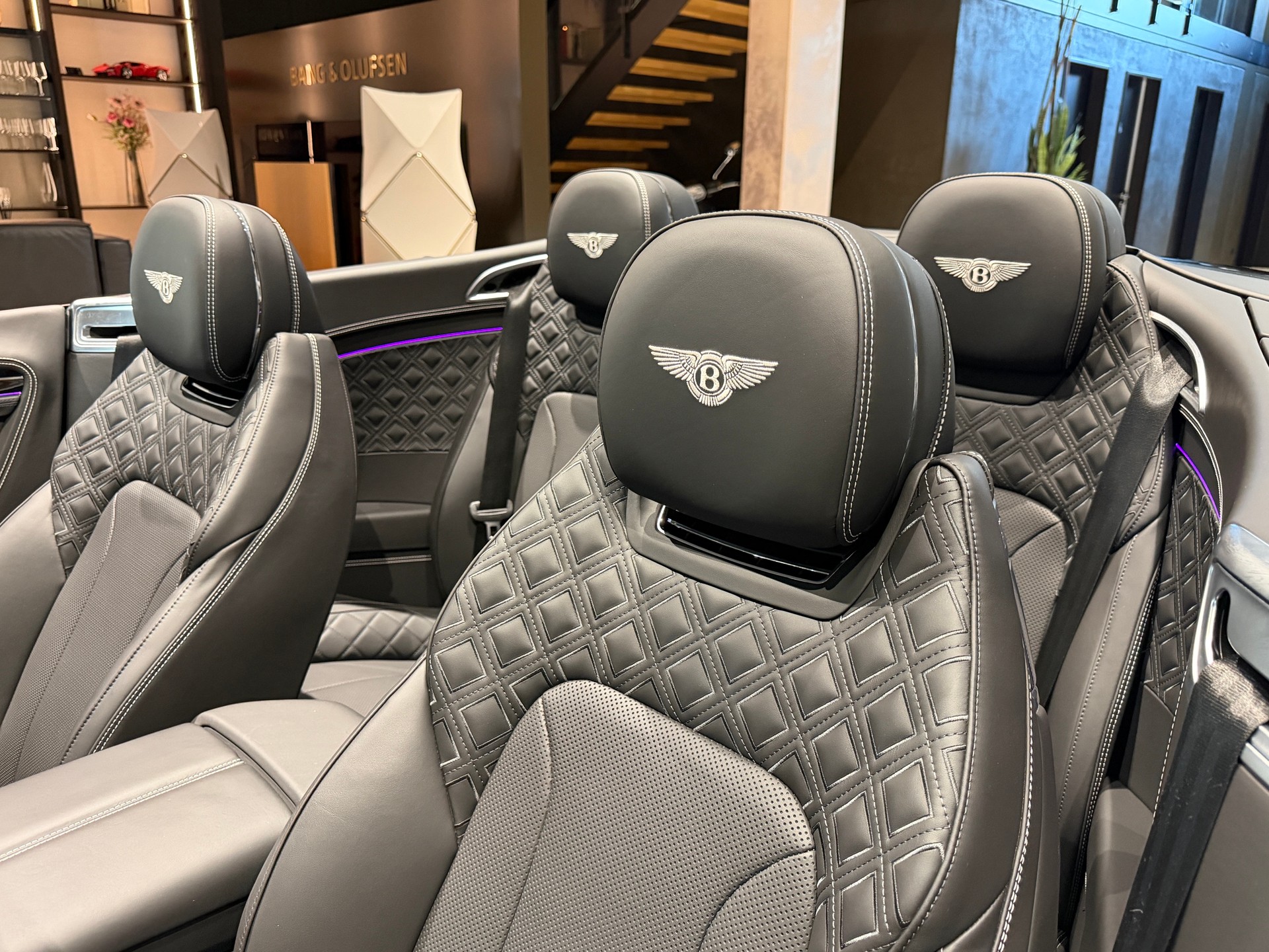 BENTLEY Continental GTC S 4.0 V8-image-12