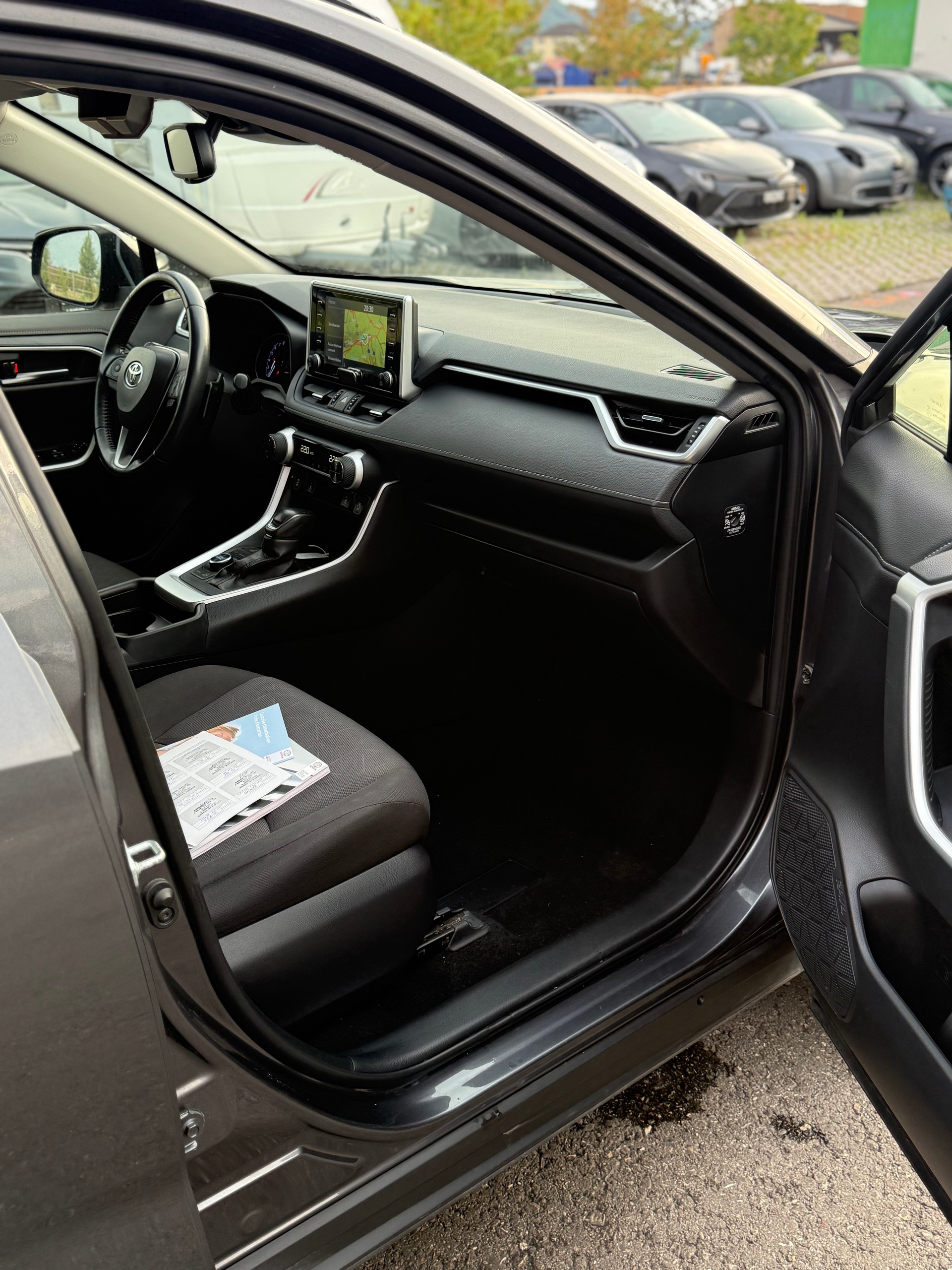 TOYOTA RAV-4 2.0 Comfort 4WD-image-6