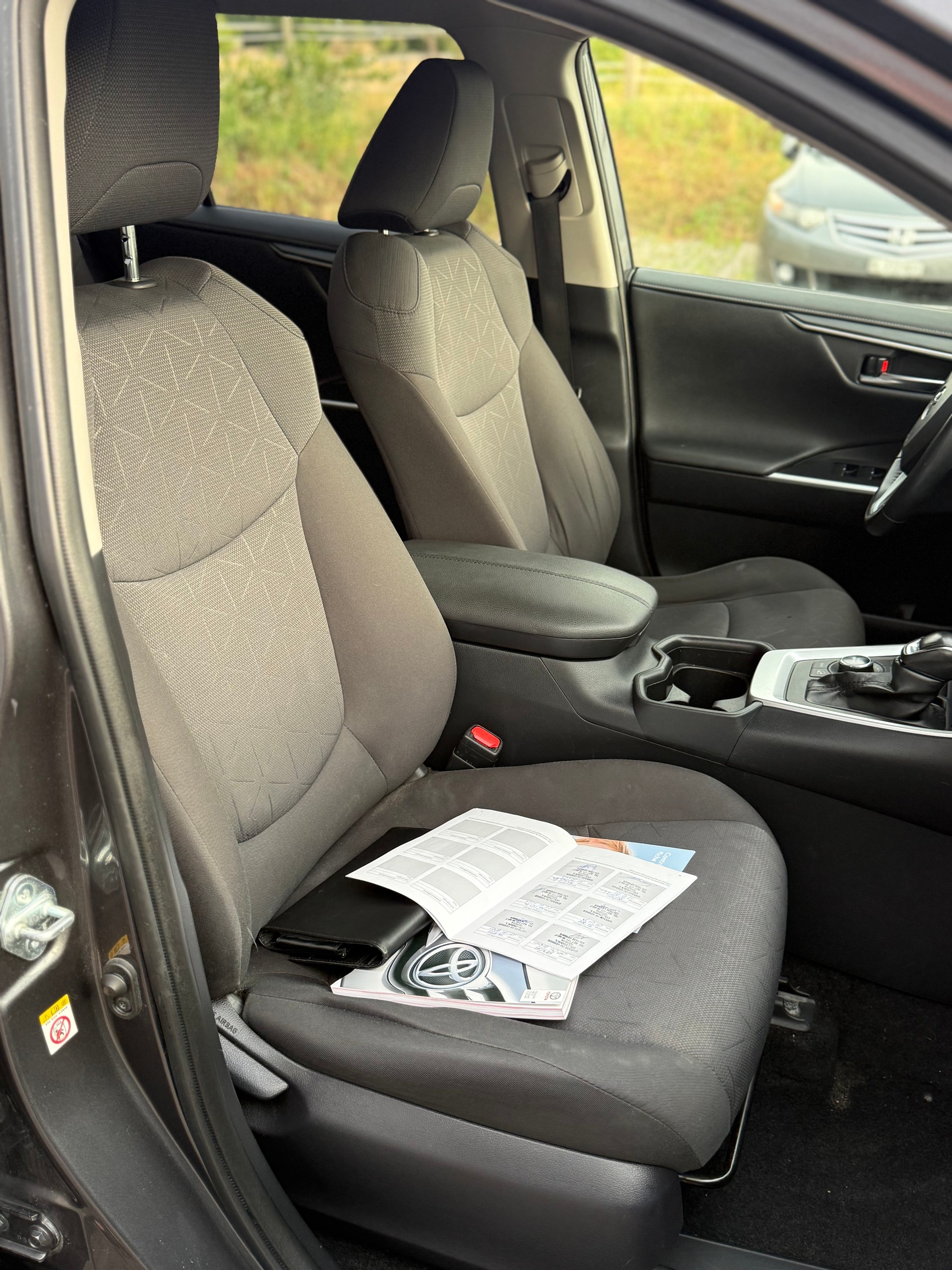 TOYOTA RAV-4 2.0 Comfort 4WD-image-7