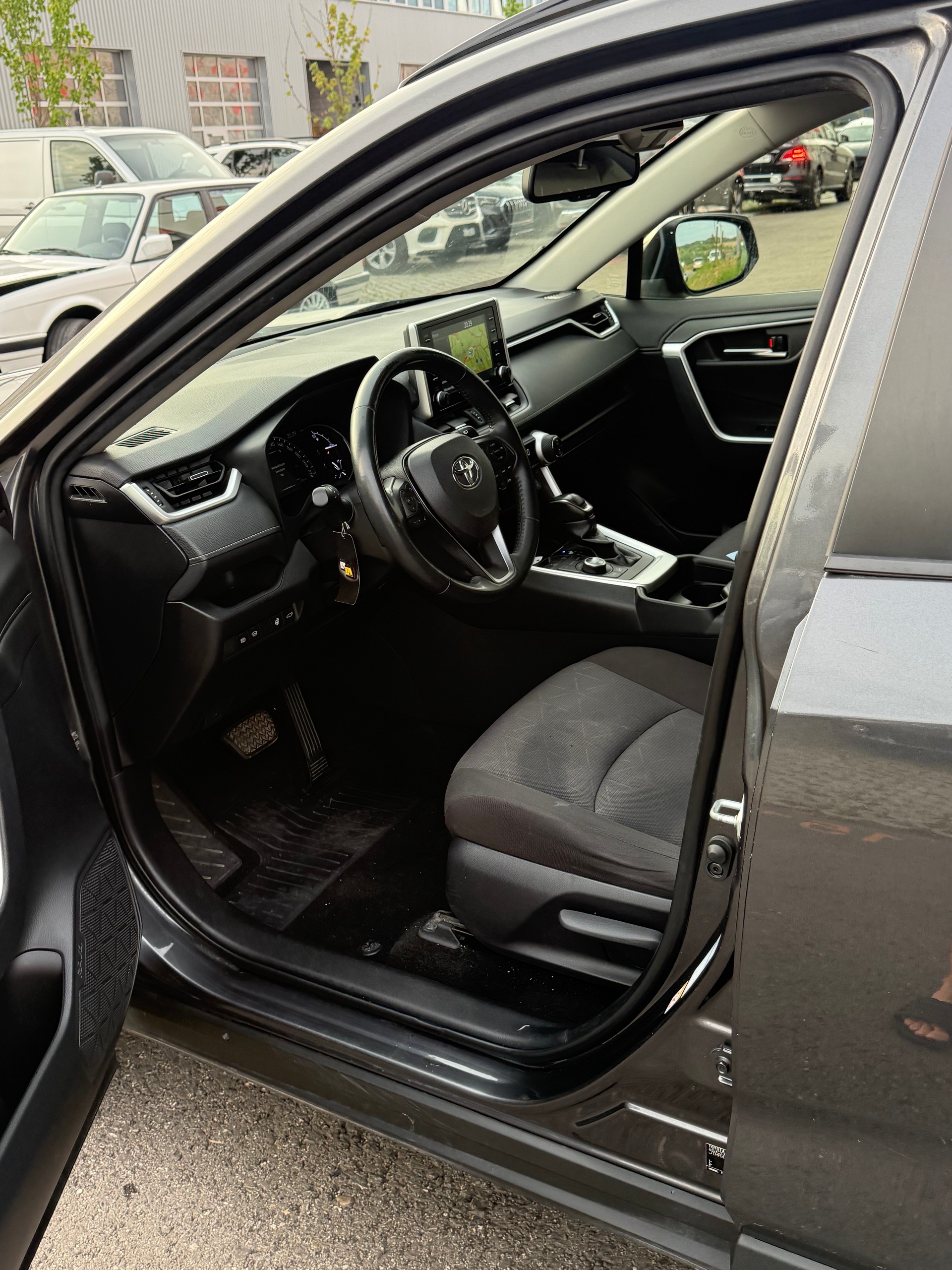 TOYOTA RAV-4 2.0 Comfort 4WD-image-5