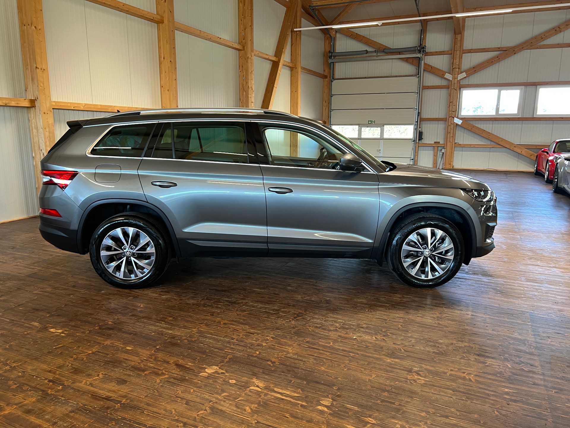 SKODA Kodiaq 2.0 TDI CR Style 4x4 DSG-image-3